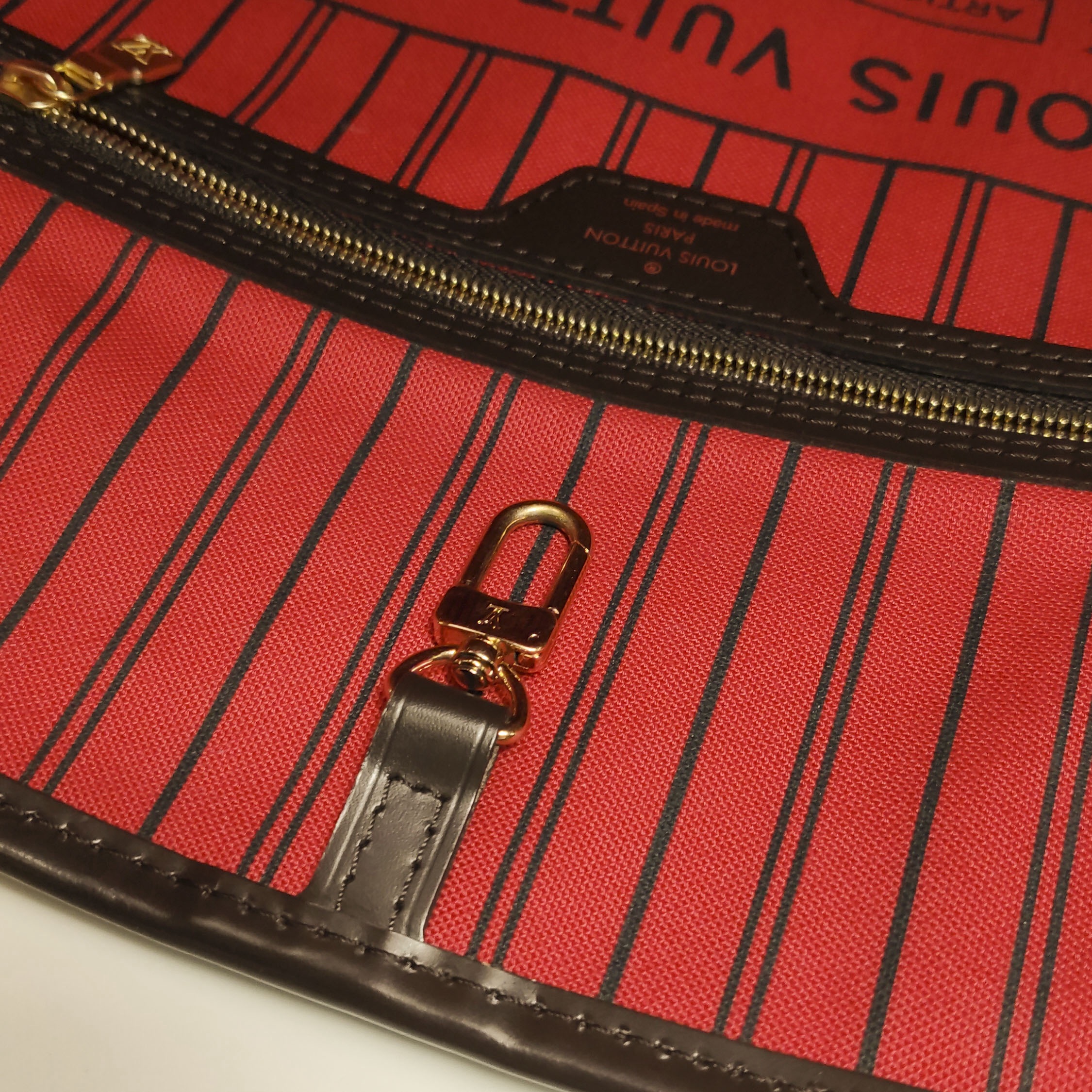 Louis Vuitton(LV) Neverfull Tote Damier MM — photo 10 of 19
