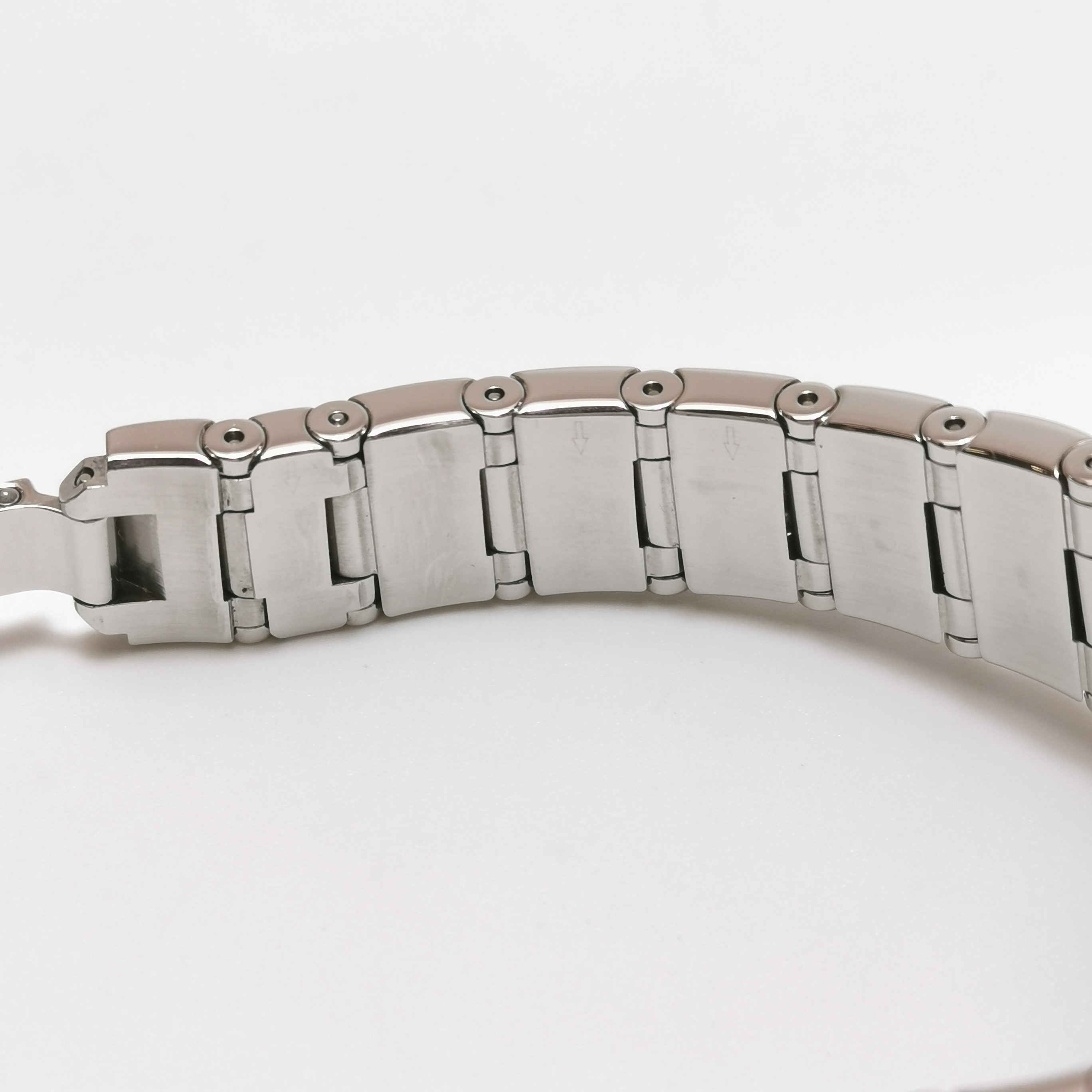 Omega Constellation Quartz Watch Stainless Steel with Diamond Bezel and Markers and Mother of Pearl 24 — photo 10 of 13