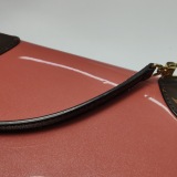 Louis Vuitton(LV) Venice Handbag Vernis with Monogram Canvas — thumbnail 15