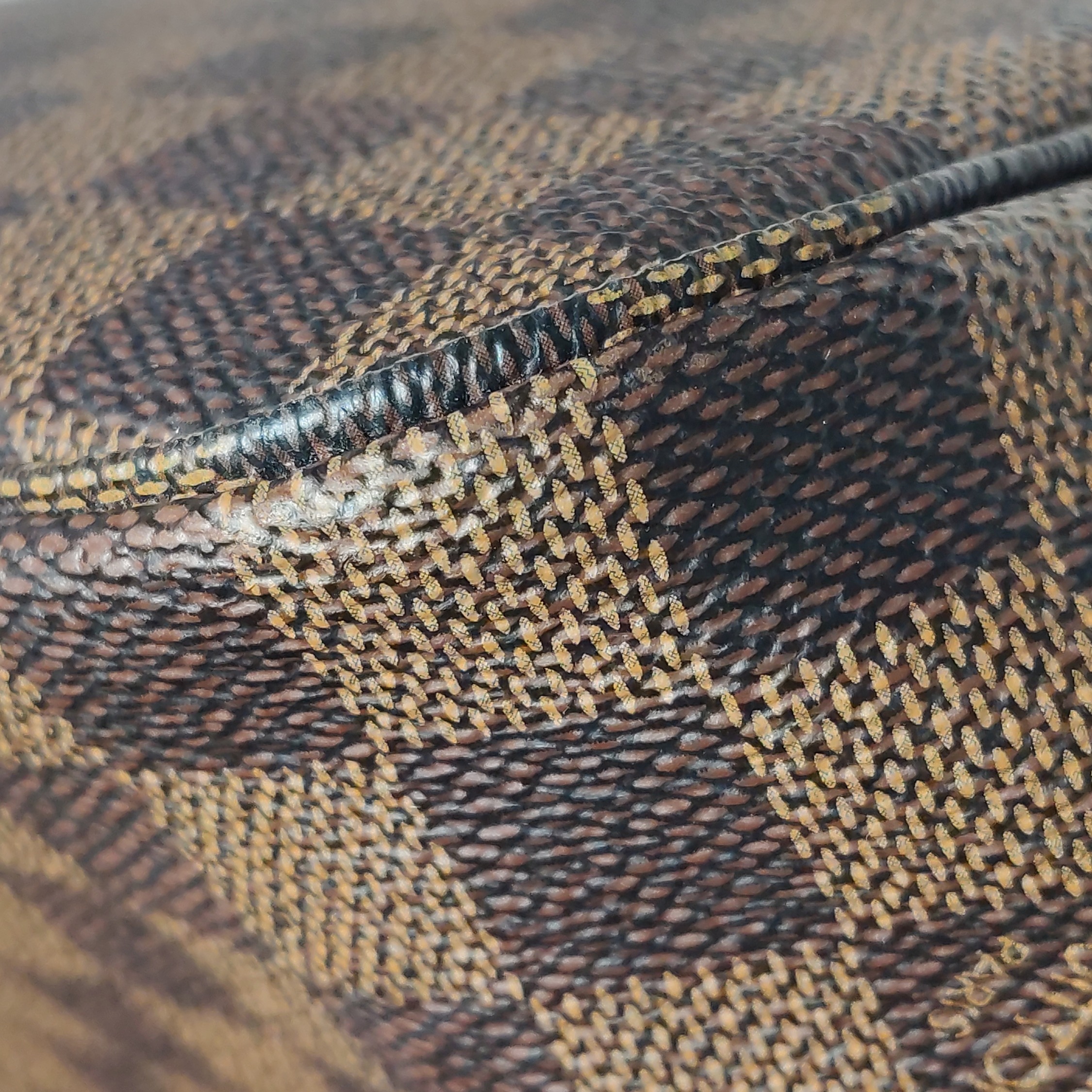 Louis Vuitton(LV) Neverfull NM Tote Damier MM — photo 16 of 21