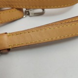 Louis Vuitton(LV) Venice Handbag Vernis with Monogram Canvas — thumbnail 24