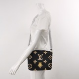Louis Vuitton(LV) Pochette Metis Bicolor Monogram Empreinte Giant — thumbnail 2