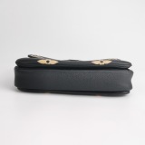 Louis Vuitton(LV) Pochette Metis Bicolor Monogram Empreinte Giant — thumbnail 6