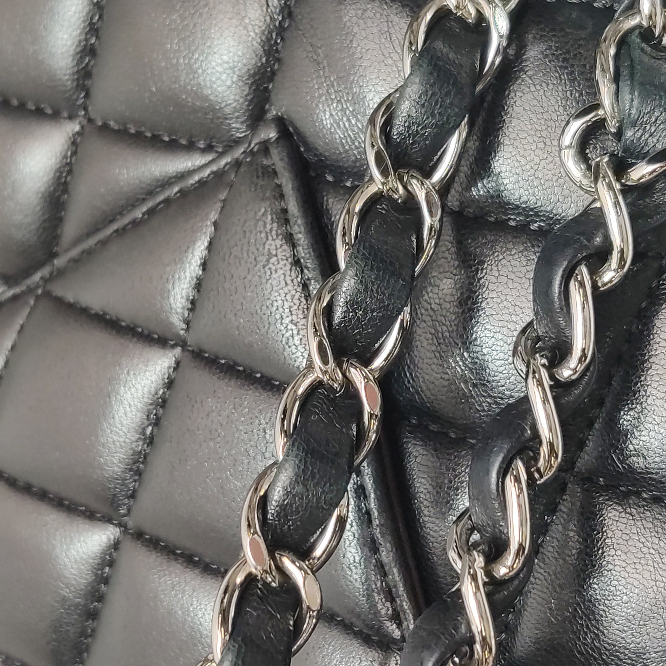 Chanel Classic Double Flap Bag Quilted Lambskin Medium — photo 14 of 15