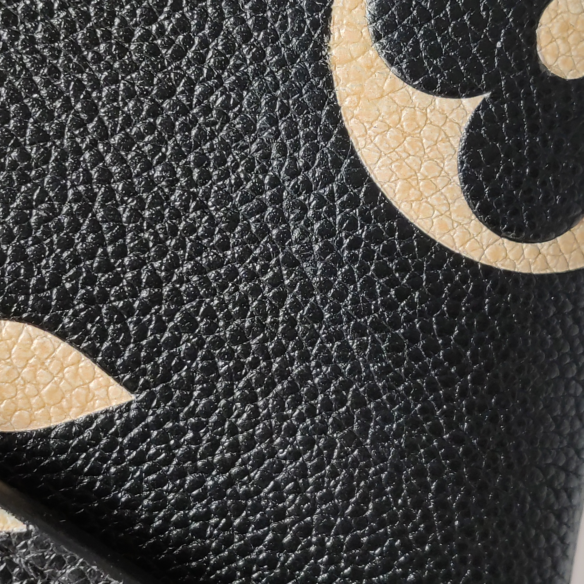 Louis Vuitton(LV) Pochette Metis Bicolor Monogram Empreinte Giant — photo 10 of 15