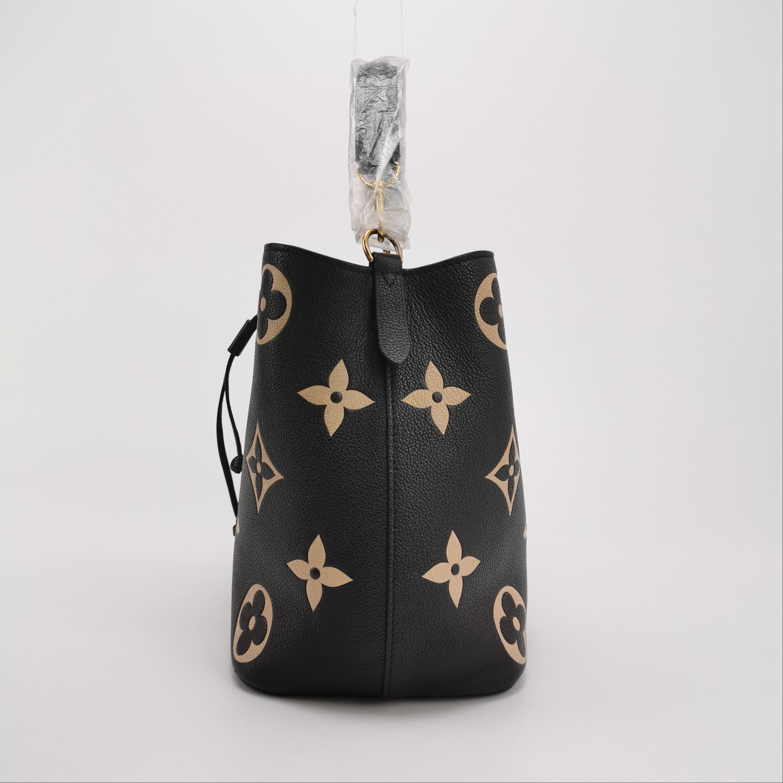 Louis Vuitton(LV) NeoNoe Handbag Bicolor Monogram Empreinte Giant MM — photo 4 of 16