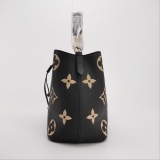 Louis Vuitton(LV) NeoNoe Handbag Bicolor Monogram Empreinte Giant MM — thumbnail 4
