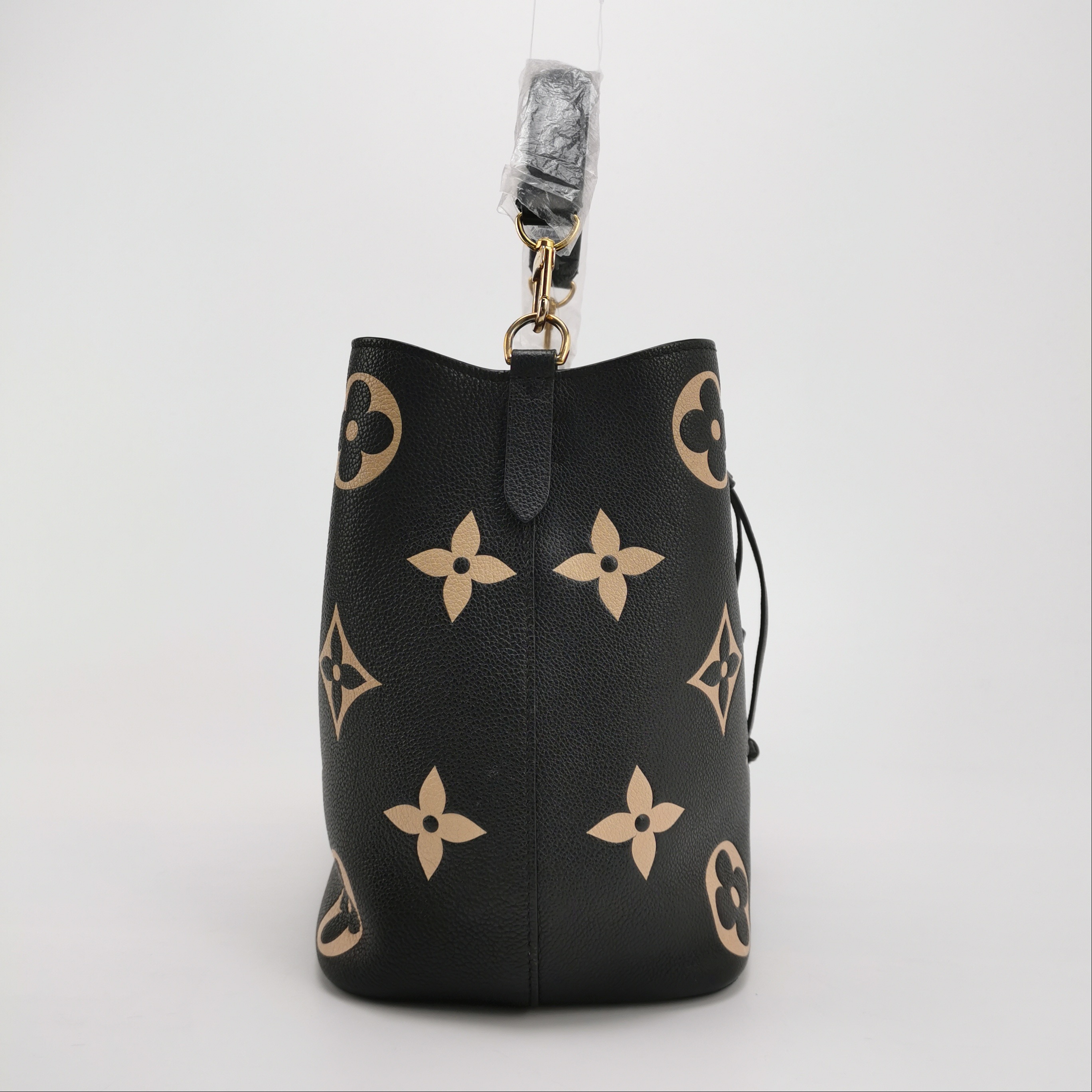 Louis Vuitton(LV) NeoNoe Handbag Bicolor Monogram Empreinte Giant MM — photo 3 of 16