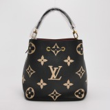 Louis Vuitton(LV) NeoNoe Handbag Bicolor Monogram Empreinte Giant MM — thumbnail 6