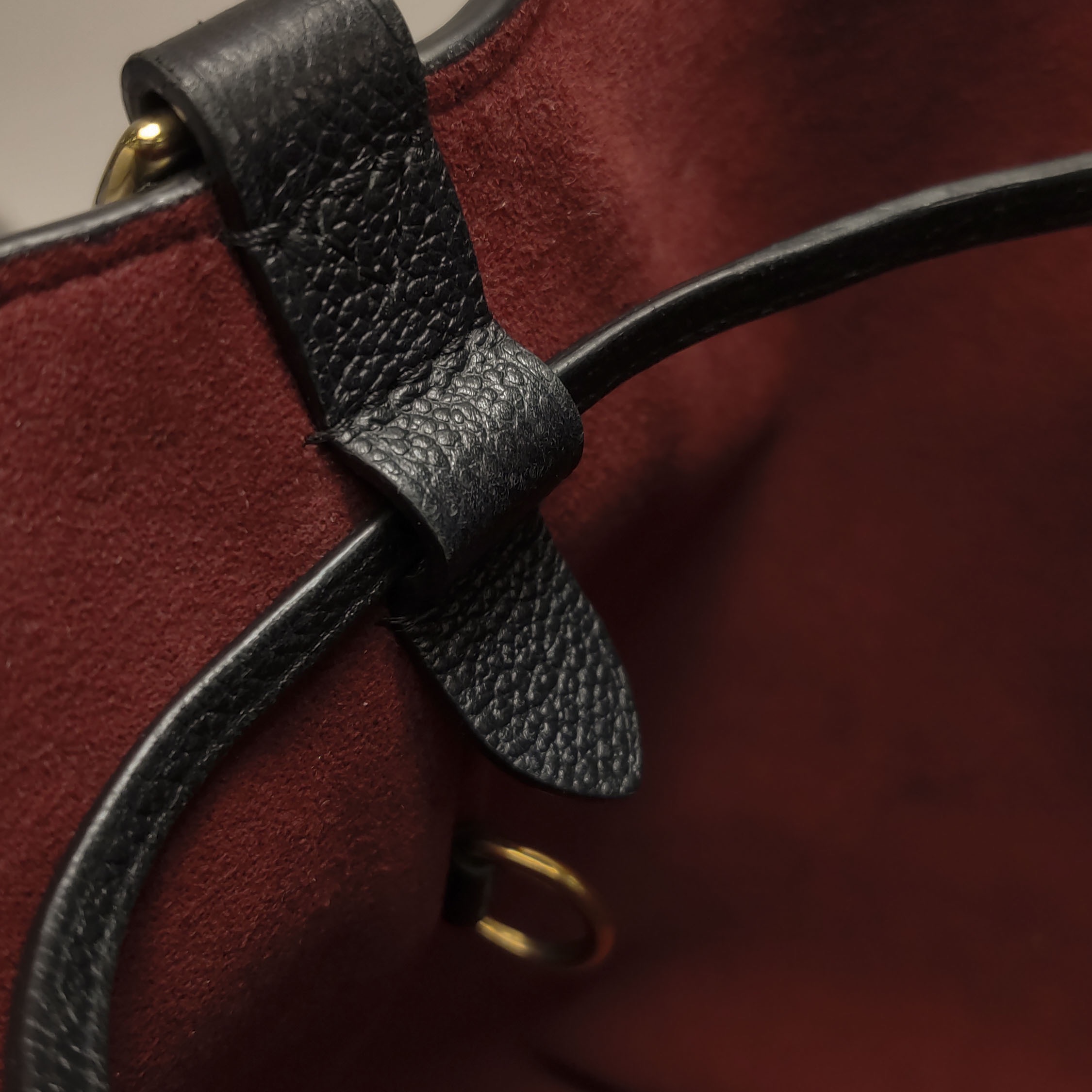 Louis Vuitton(LV) NeoNoe Handbag Bicolor Monogram Empreinte Giant MM — photo 11 of 16