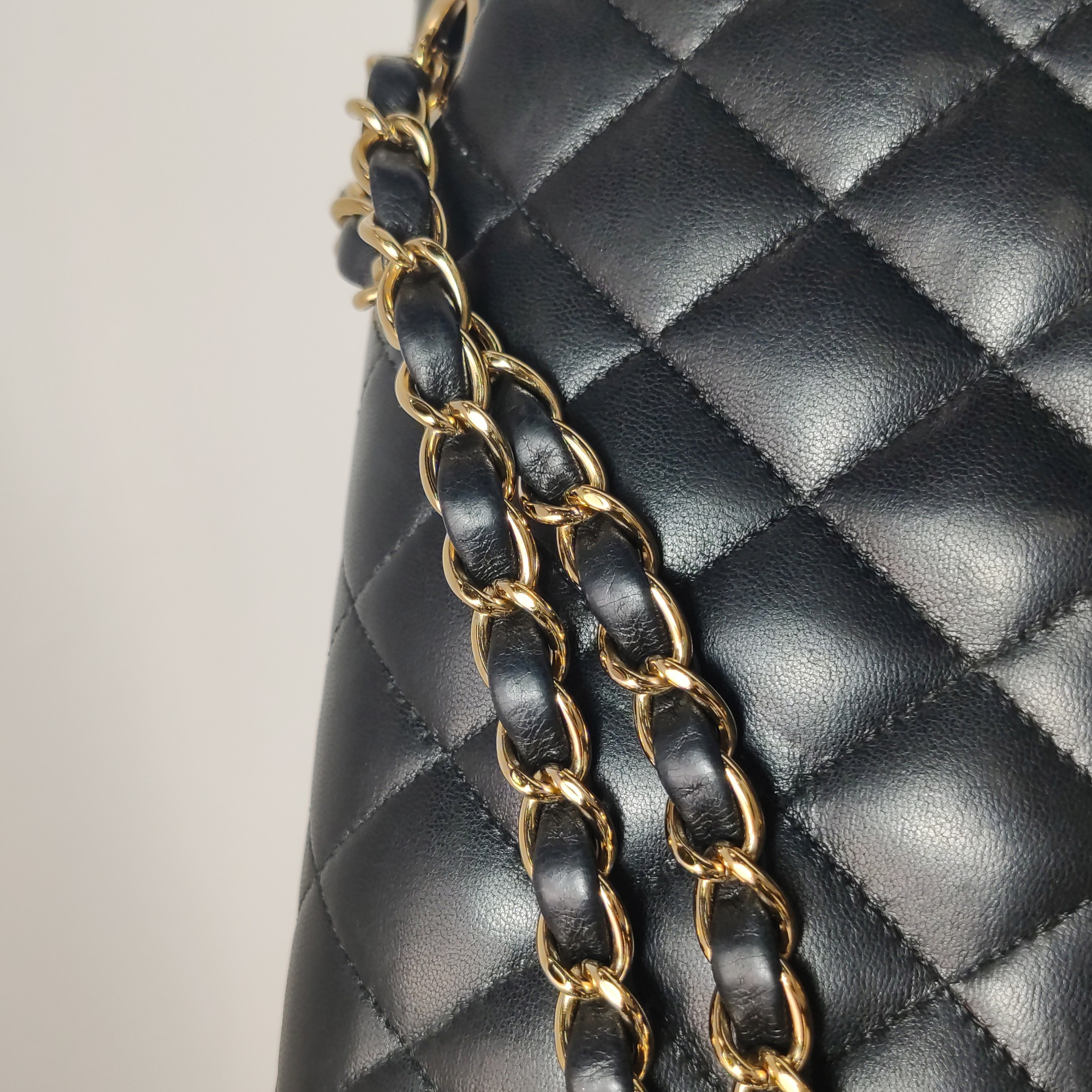 Chanel Classic Double Flap Bag Quilted Caviar Medium — photo 12 of 15