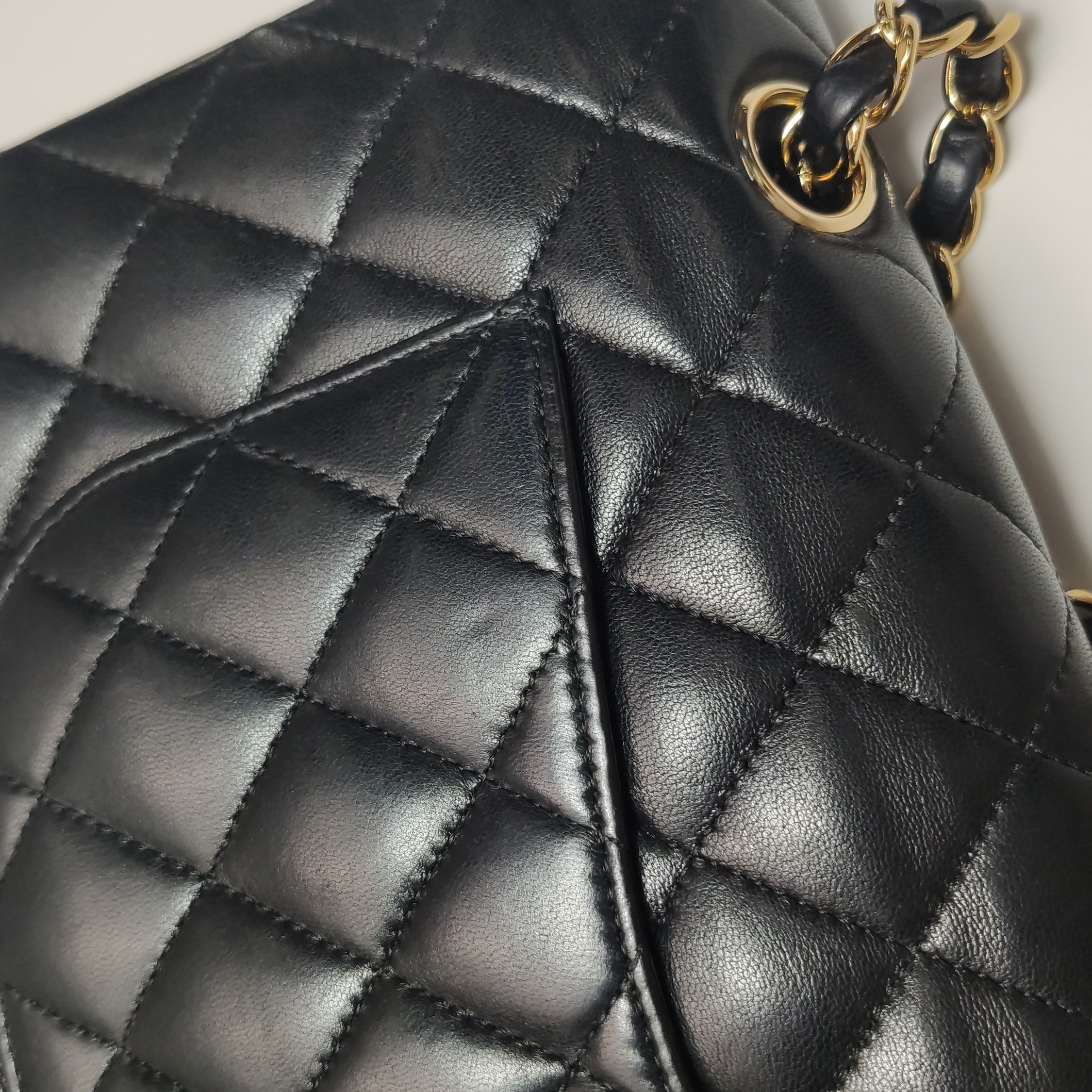 Chanel Classic Double Flap Bag Quilted Caviar Medium — photo 13 of 15
