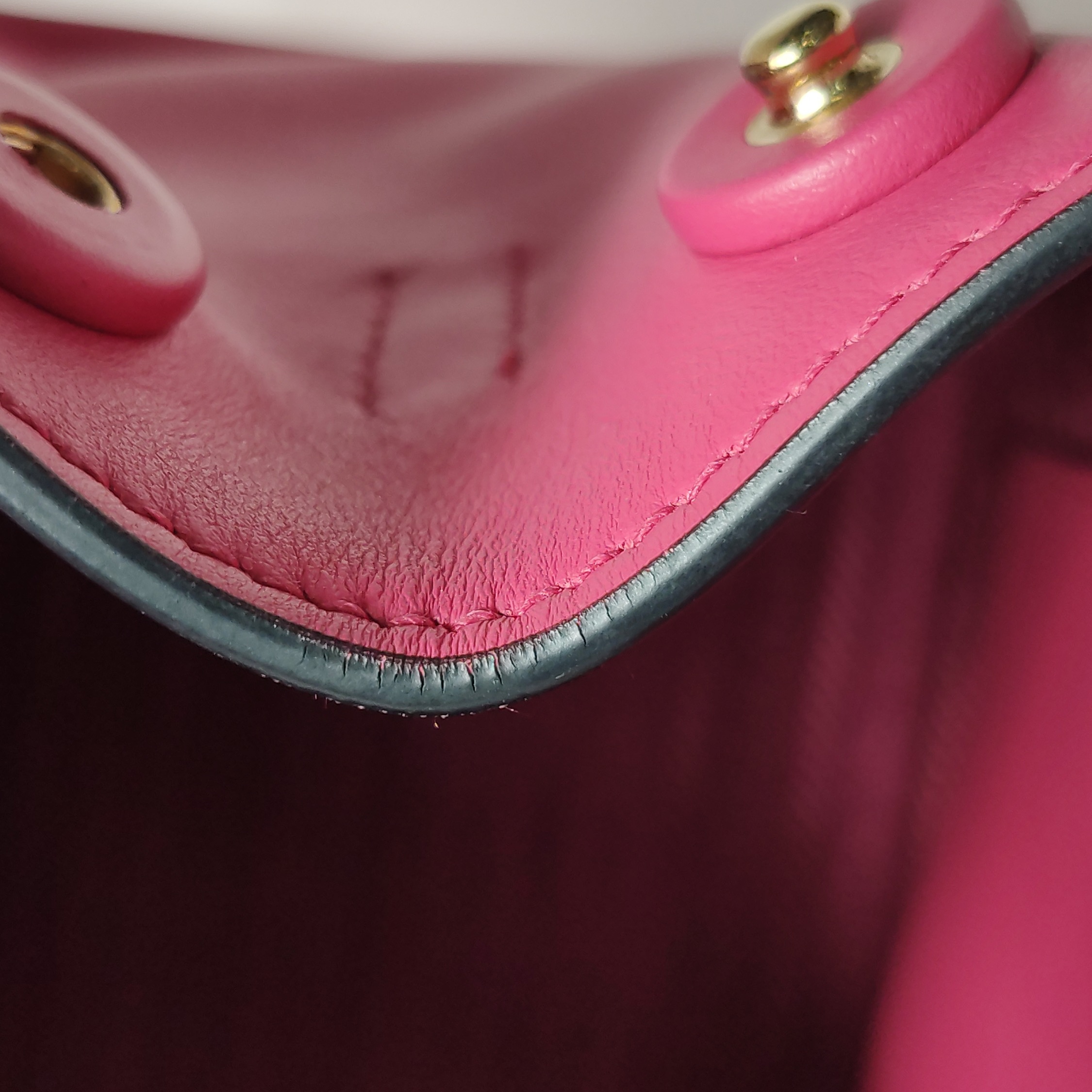 Prada Monochrome Tote Saffiano with City Calf Small — photo 21 of 25