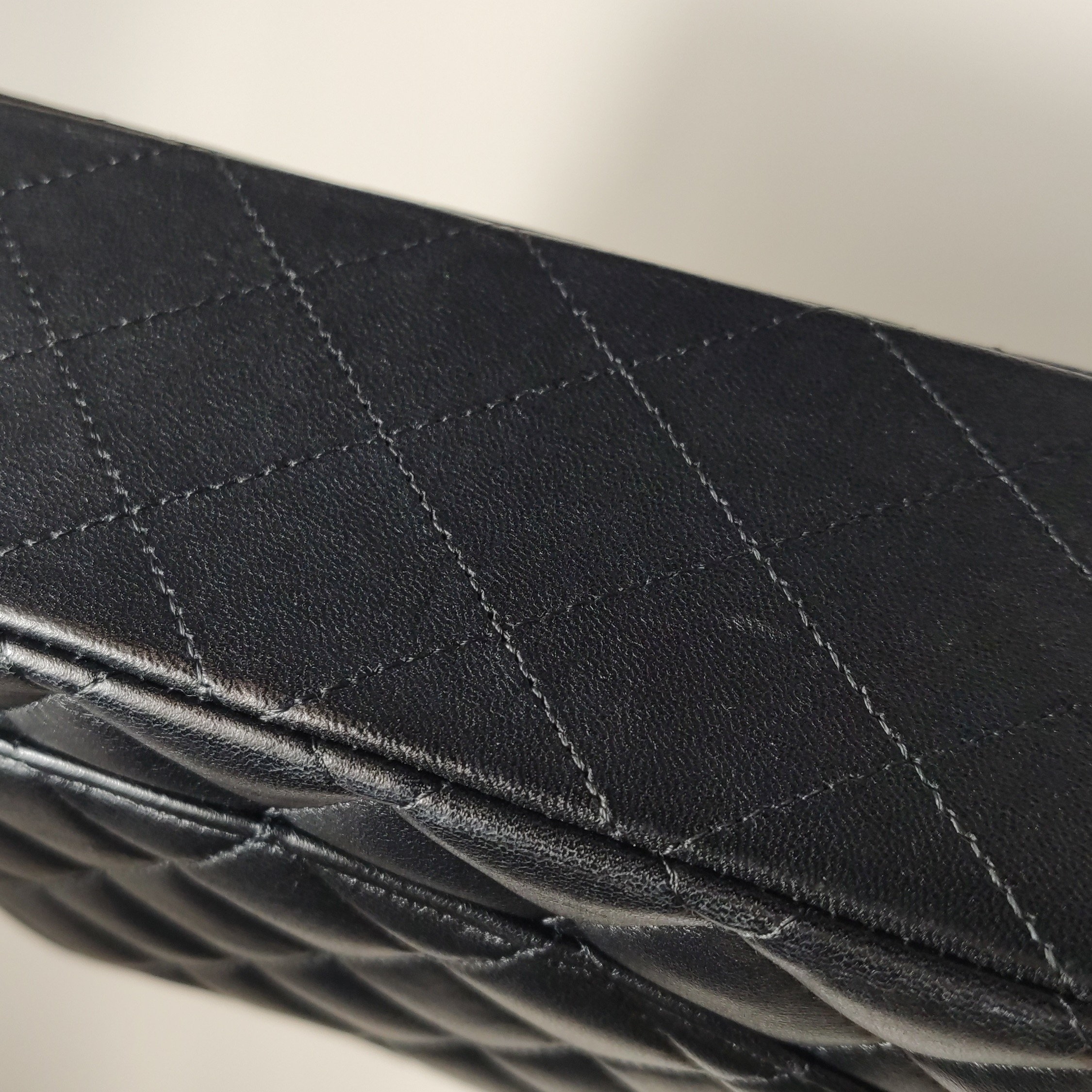 Chanel Classic Double Flap Bag Quilted Lambskin Medium — photo 11 of 16