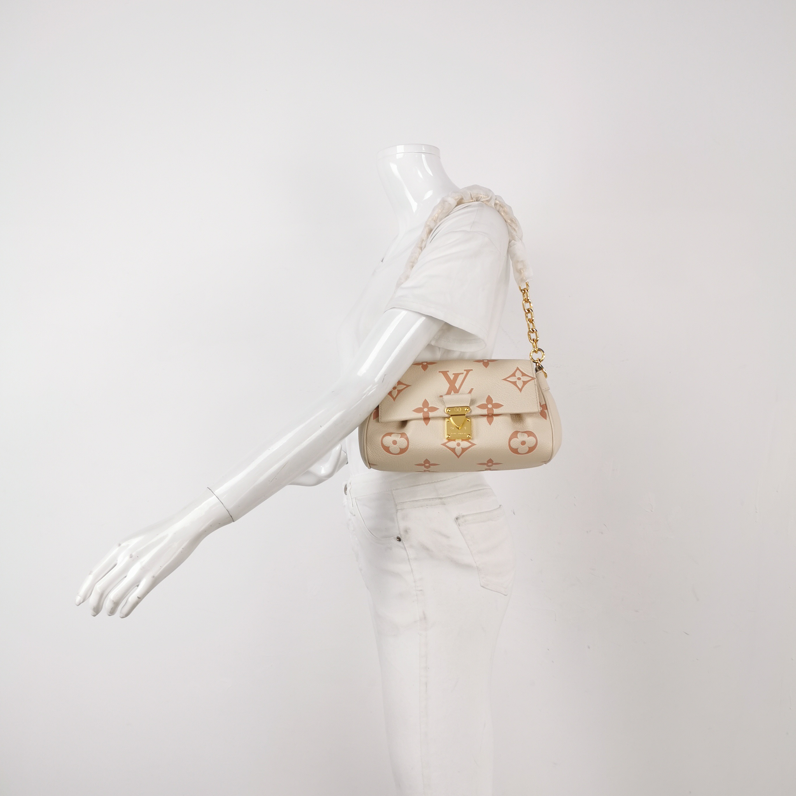 Louis Vuitton(LV) Favorite NM Handbag Bicolor Monogram Empreinte Giant — alternate view