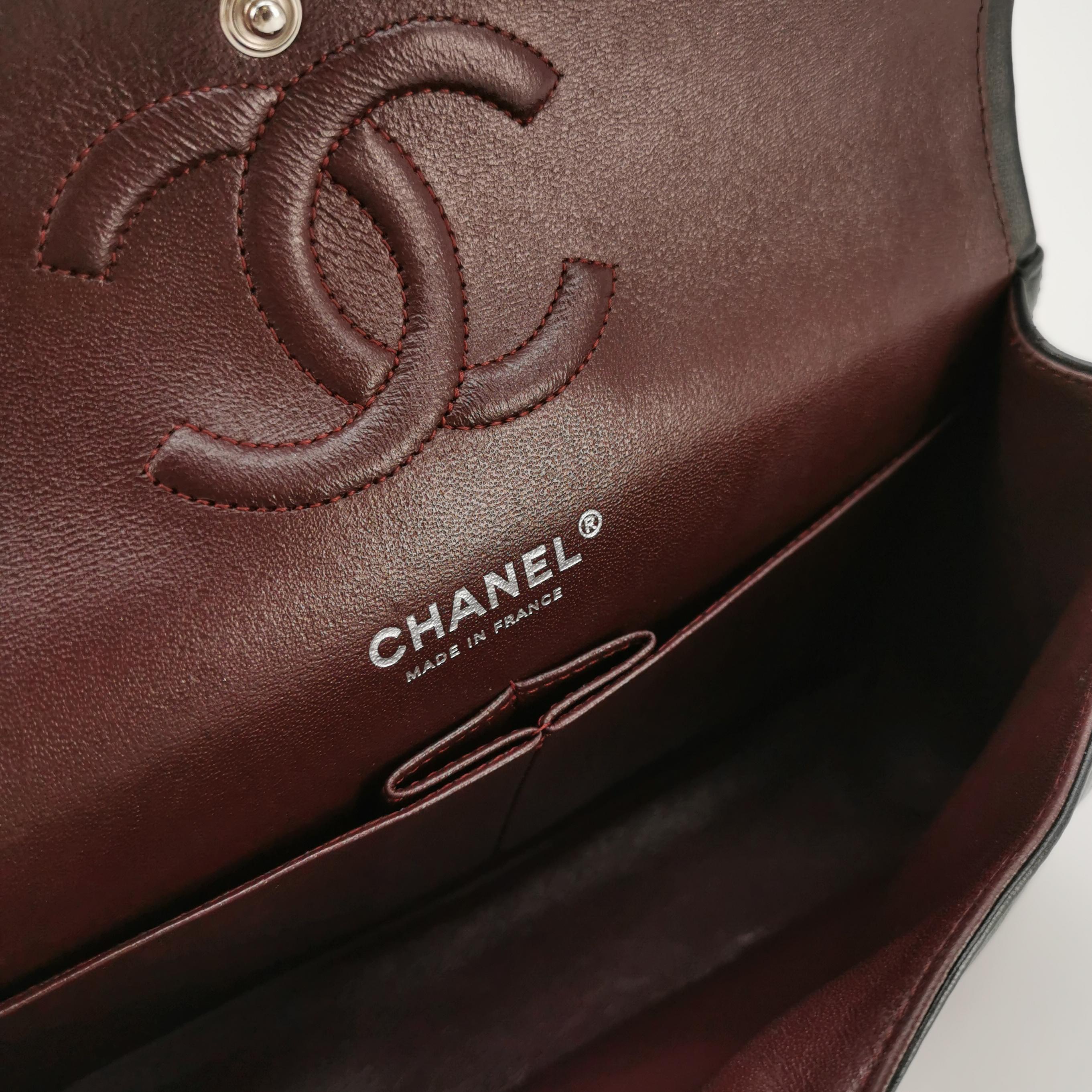 Chanel Classic Double Flap Bag Quilted Lambskin Medium — photo 8 of 16