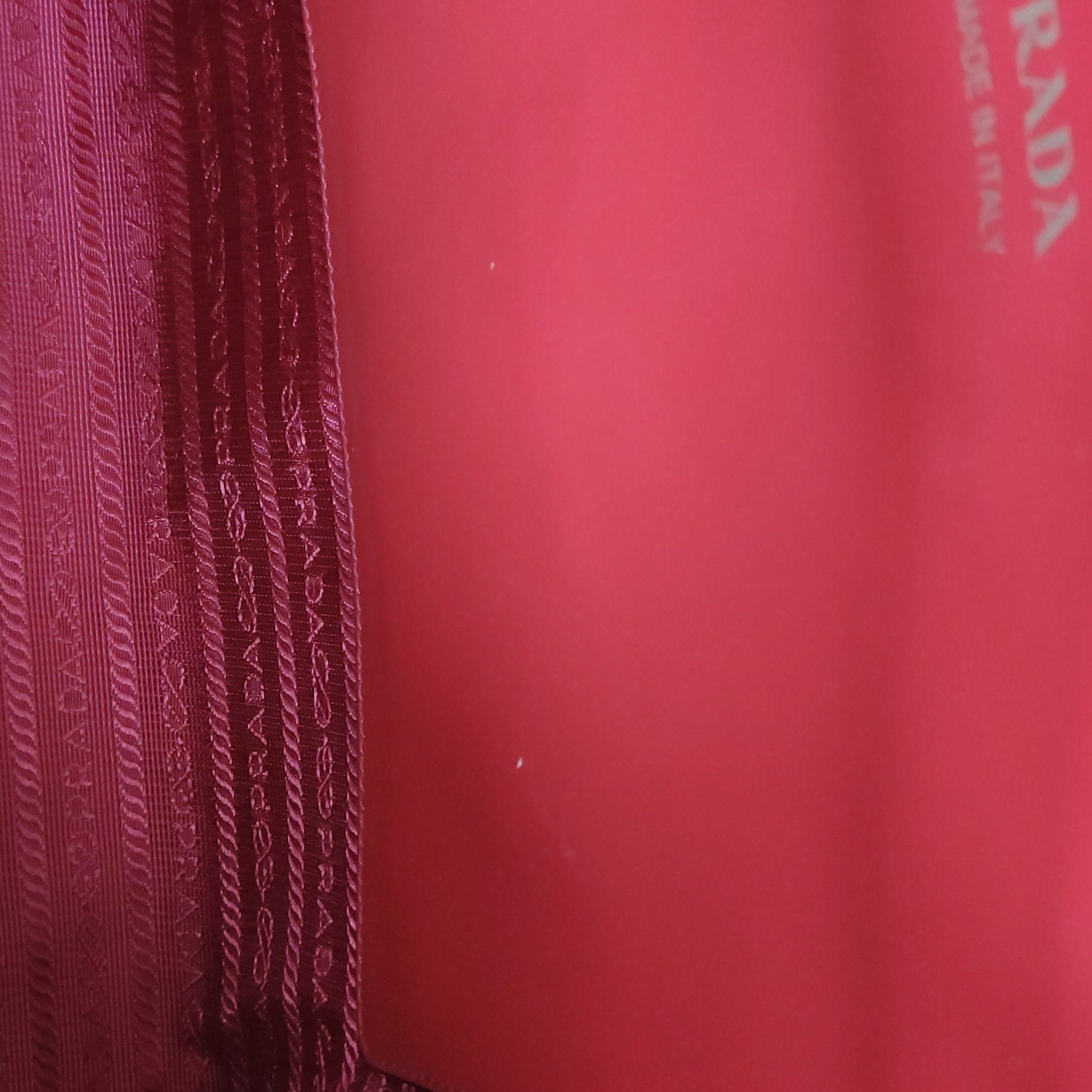 Prada Monochrome Tote Saffiano with City Calf Medium — photo 10 of 24