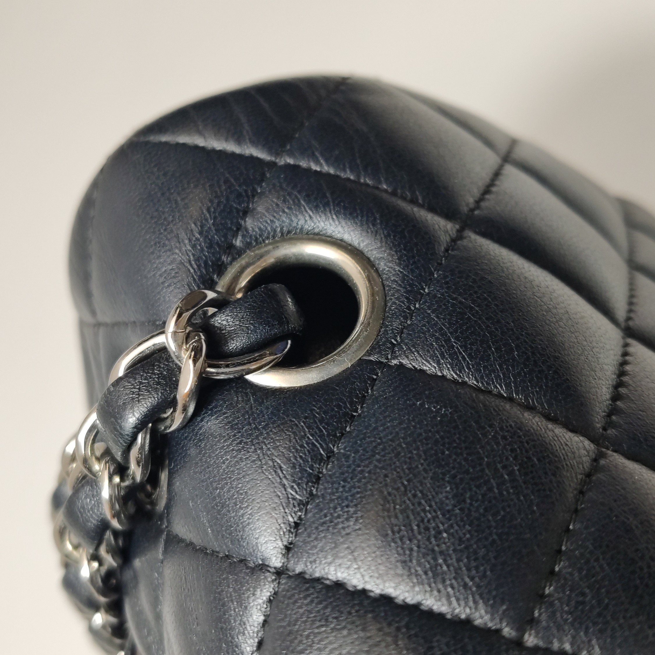 Chanel Classic Double Flap Bag Quilted Lambskin Medium — photo 10 of 16