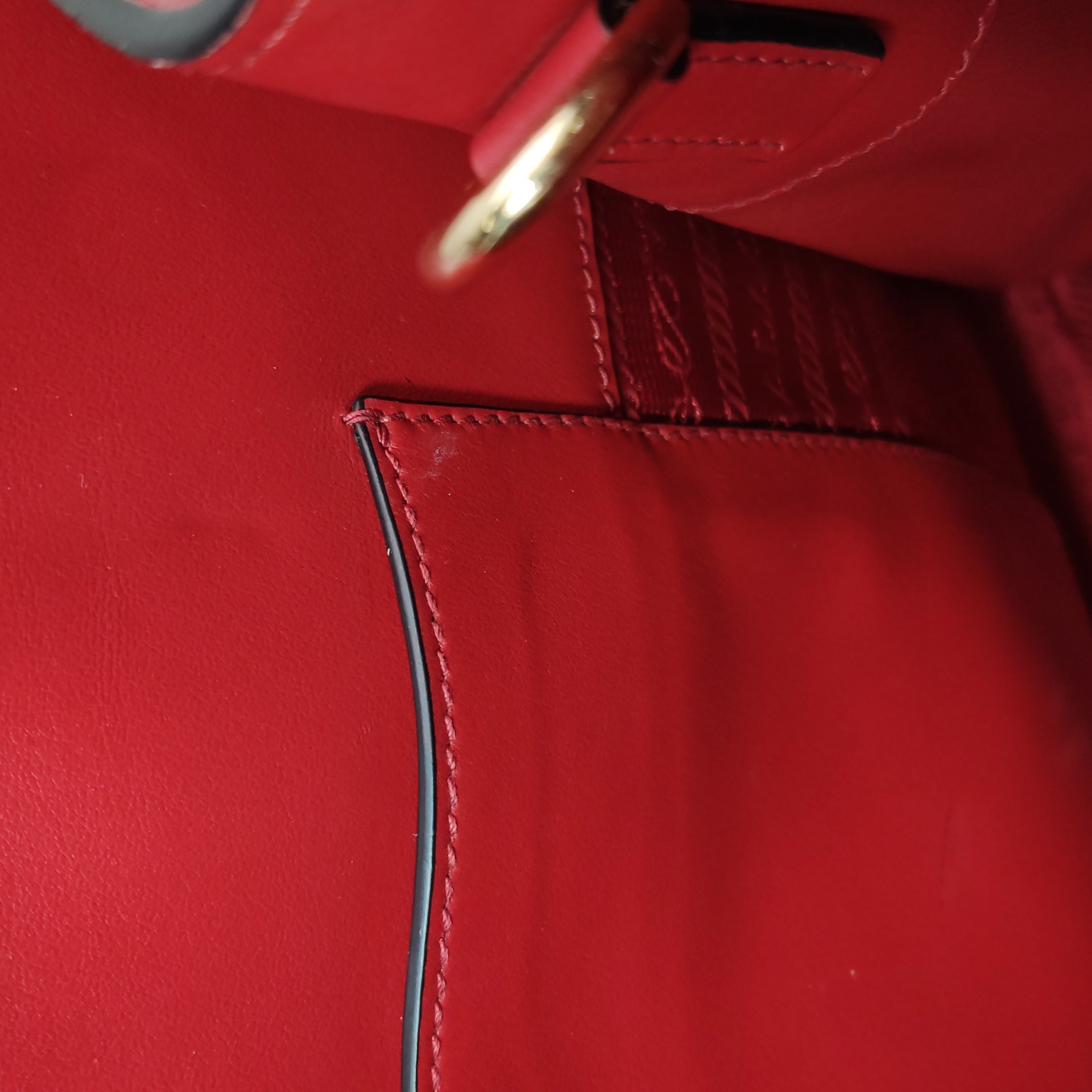 Prada Monochrome Tote Saffiano with City Calf Medium — photo 12 of 24