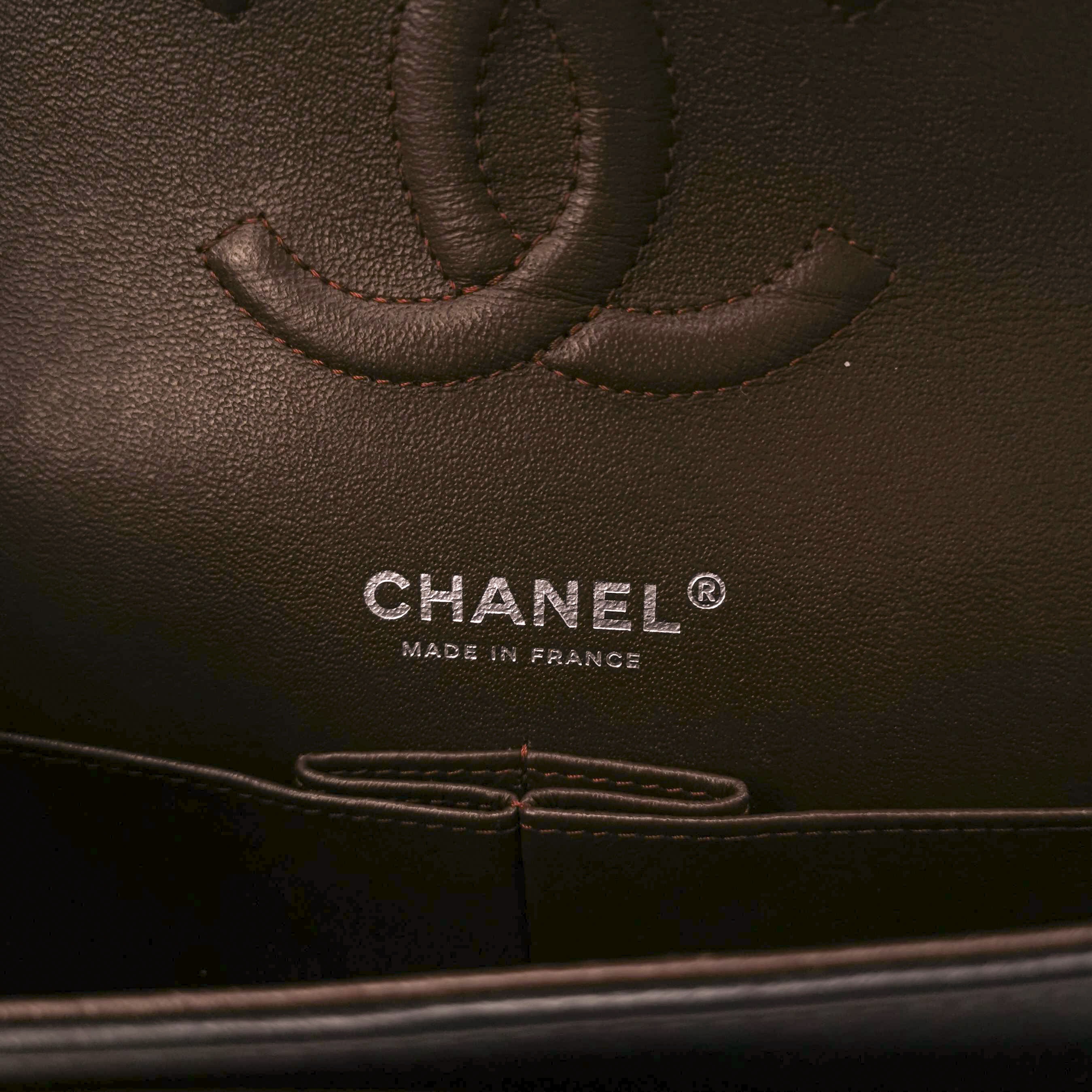 Chanel Classic Double Flap Bag Quilted Lambskin Medium — photo 8 of 15