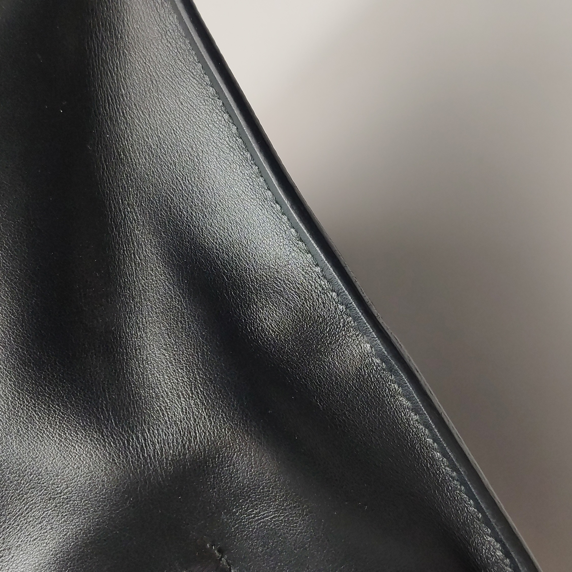 Prada Monochrome Tote Saffiano with City Calf Small — photo 19 of 25