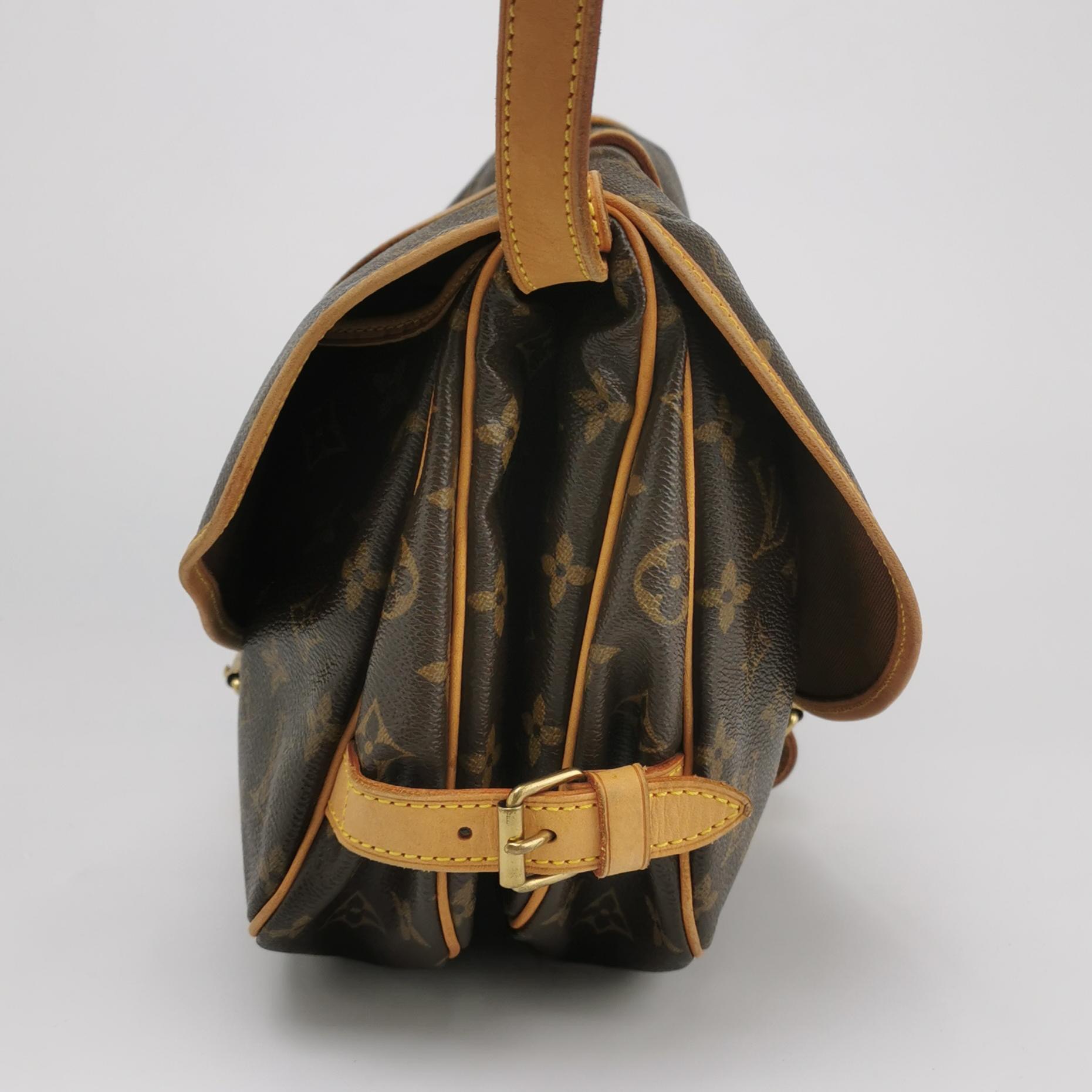 Louis Vuitton(LV) Saumur Handbag Monogram Canvas 35 — photo 3 of 14