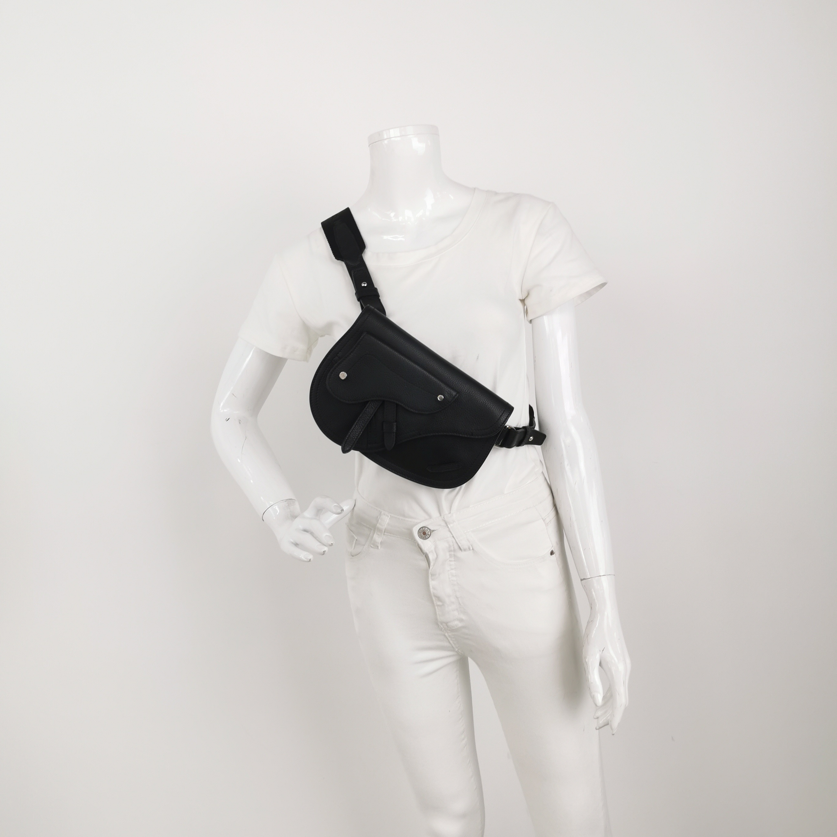 Dior Saddle Messenger Pouch Leather — alternate view