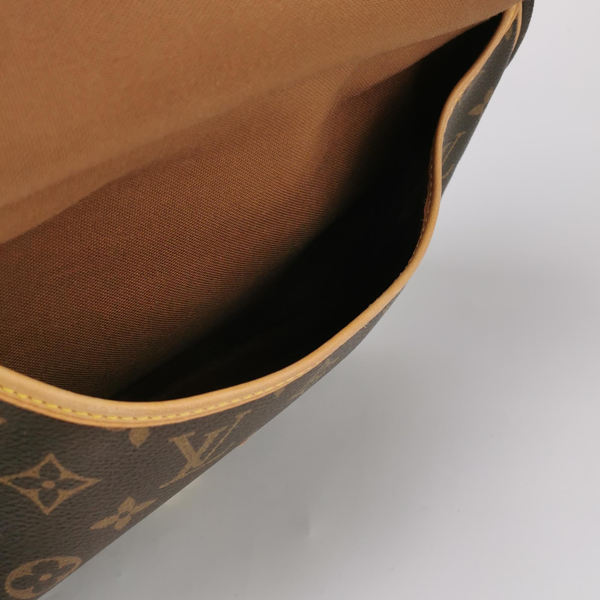 Louis Vuitton(LV) Saumur Handbag Monogram Canvas 35 — photo 13 of 14