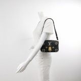 Louis Vuitton(LV) Pochette Metis Bicolor Monogram Empreinte Giant Pochette Metis — thumbnail 2