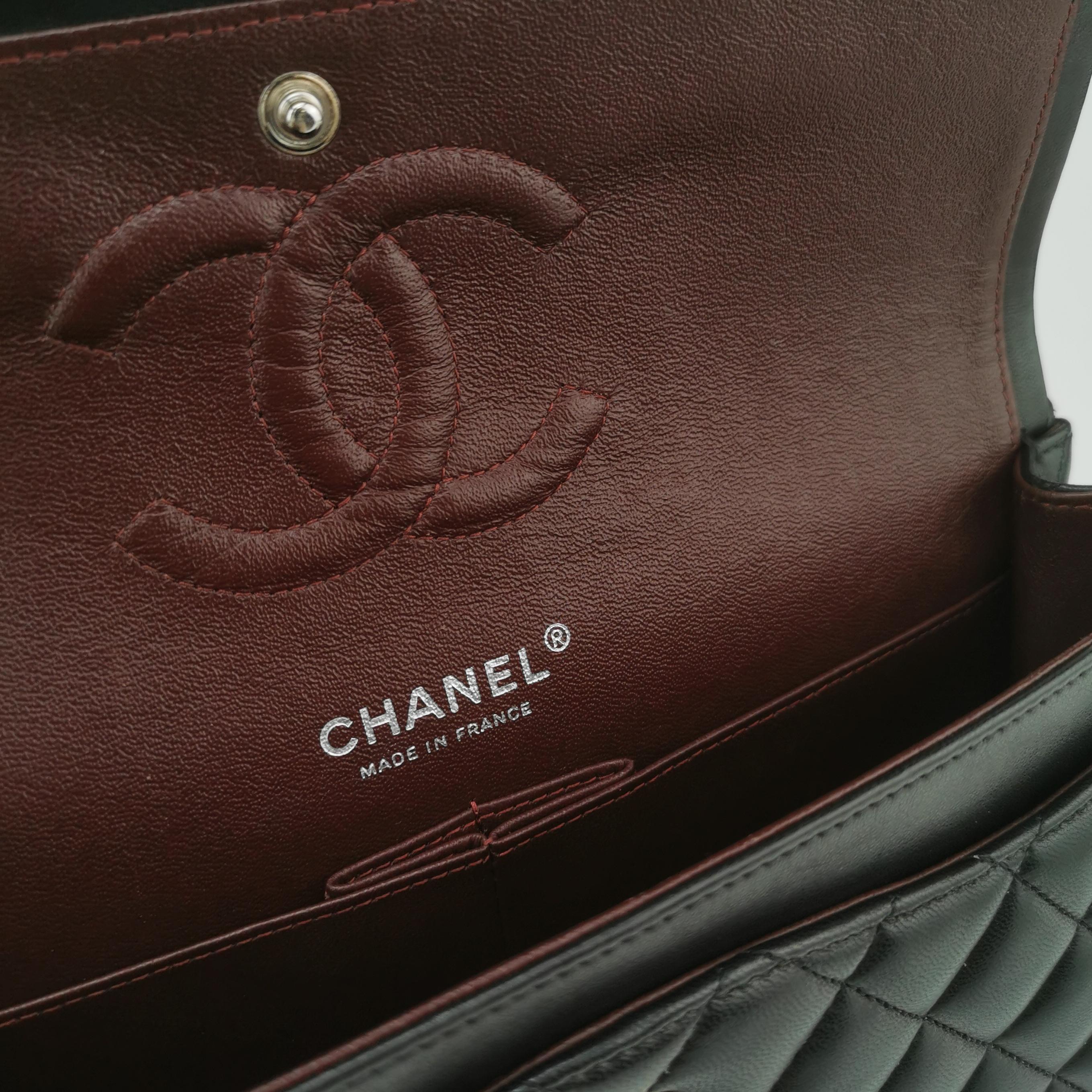 Chanel Classic Double Flap Bag Quilted Caviar Medium — photo 8 of 15