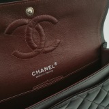 Chanel Classic Double Flap Bag Quilted Caviar Medium — thumbnail 8