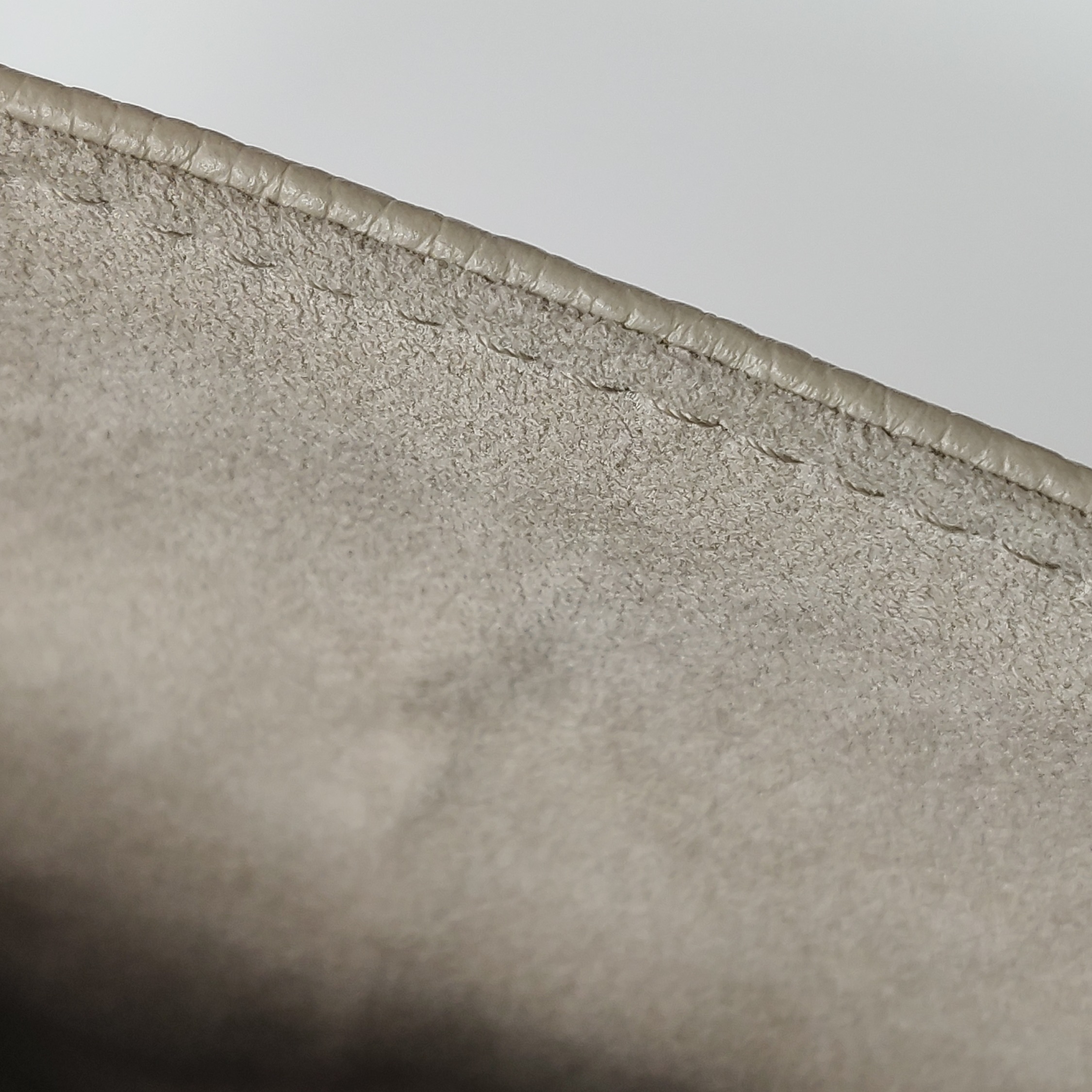 Louis Vuitton(LV) Pochette Metis Bicolor Monogram Empreinte Giant East West — photo 10 of 14