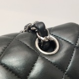 Chanel Classic Double Flap Bag Quilted Caviar Medium — thumbnail 10