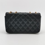 Chanel Golden Class Wallet on Chain Quilted Lambskin — thumbnail 5