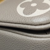 Louis Vuitton(LV) Pochette Metis Bicolor Monogram Empreinte Giant East West — thumbnail 8