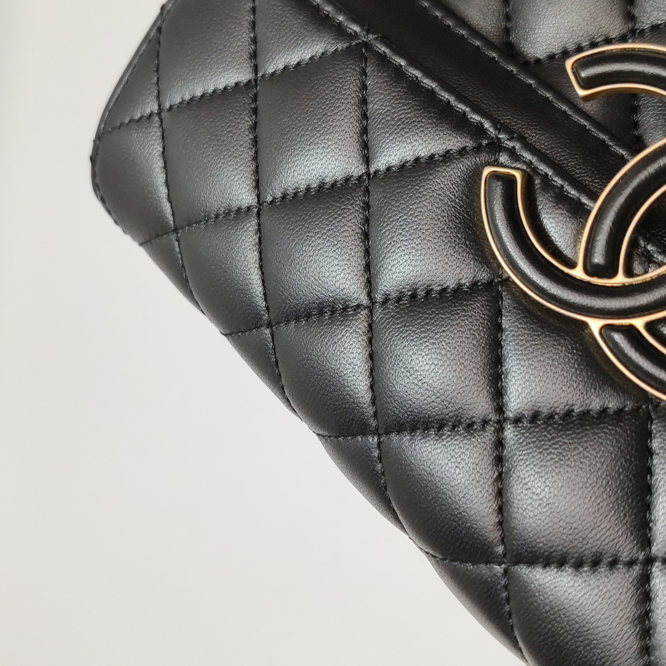Chanel Golden Class Wallet on Chain Quilted Lambskin — photo 16 of 18