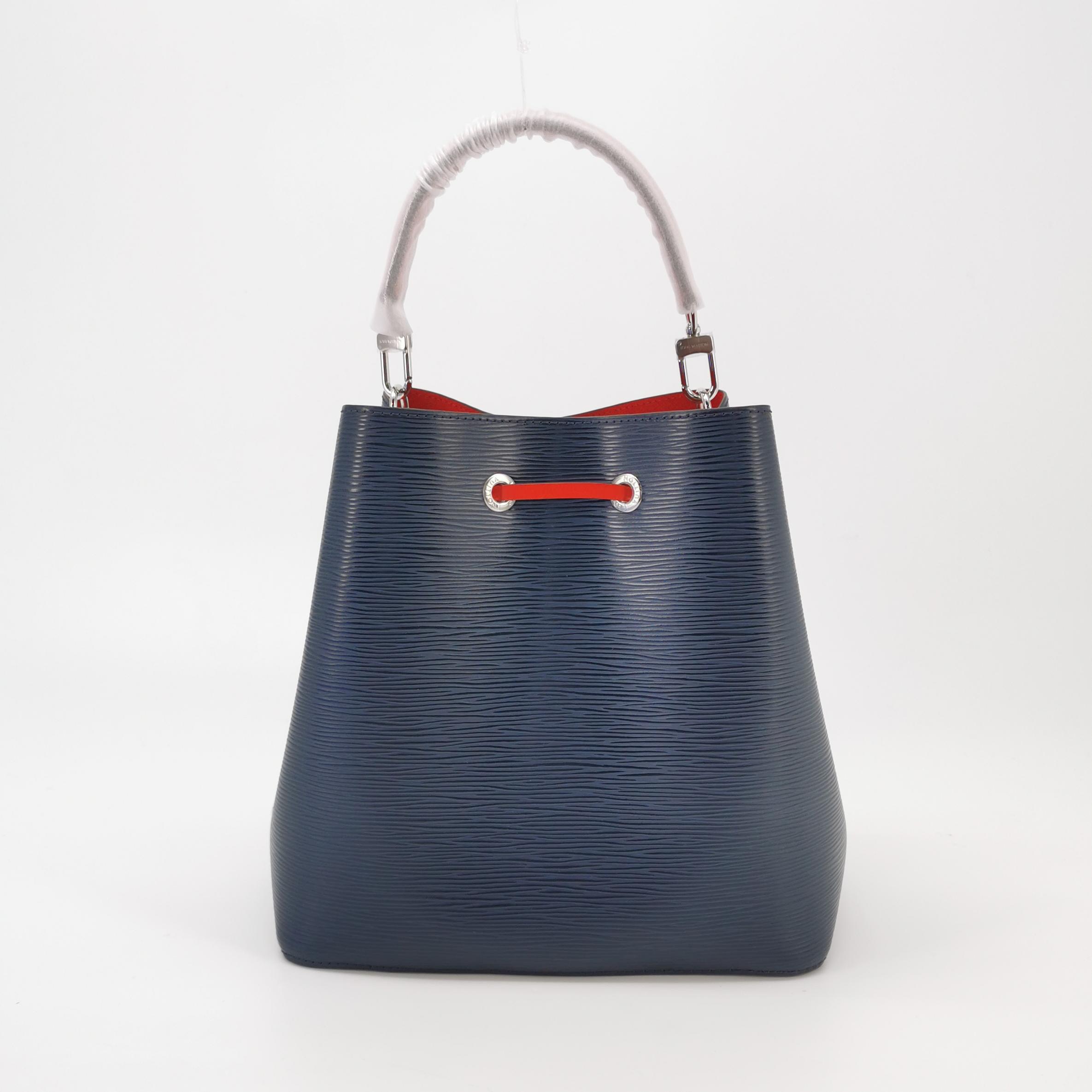 Louis Vuitton(LV) NeoNoe Handbag Epi Leather MM — photo 5 of 14