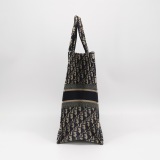 Dior Book Tote Oblique Canvas Large — thumbnail 3