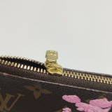 Louis Vuitton(LV) Pochette Accessoires Limited Edition Monogram Graffiti — thumbnail 10