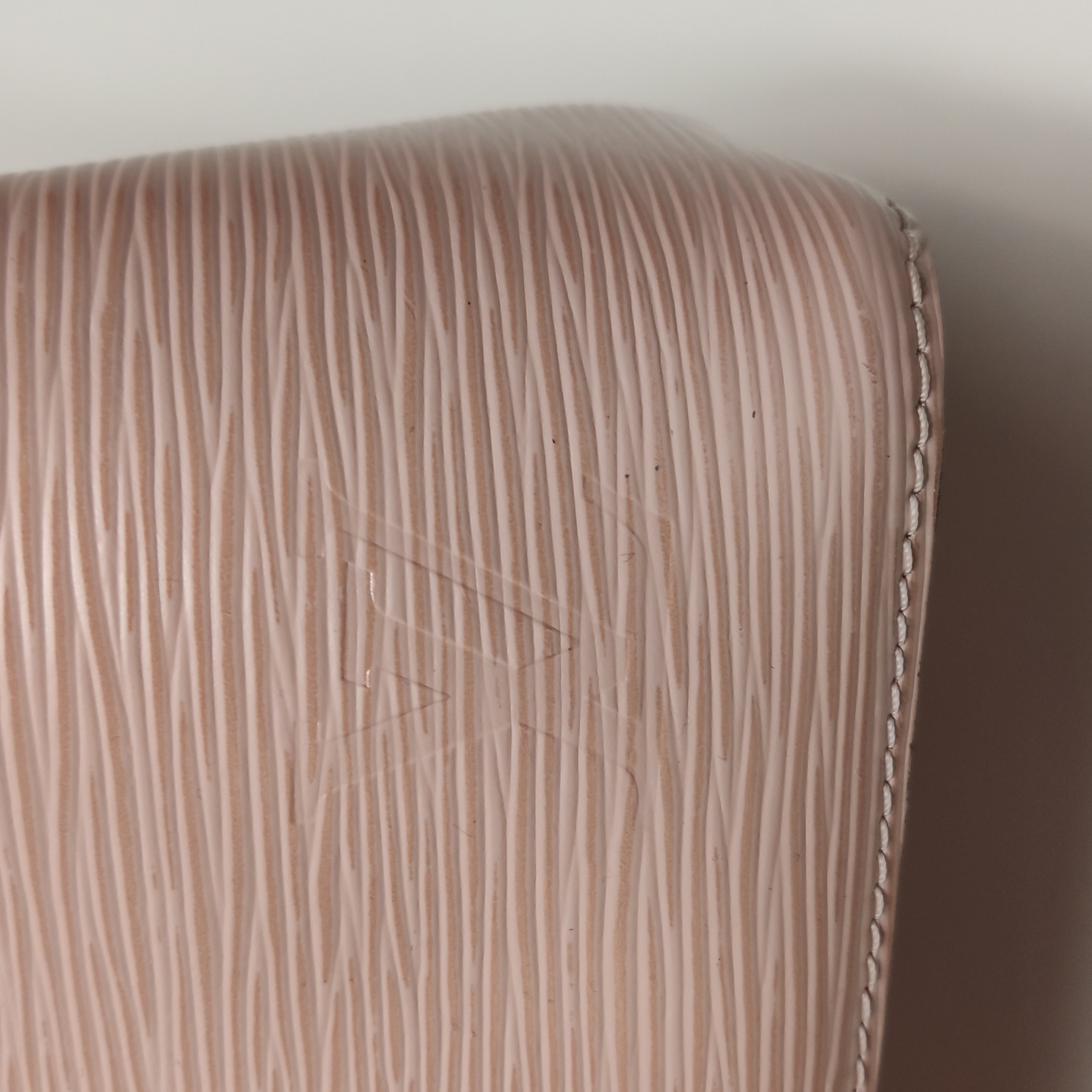 Louis Vuitton(LV) NeoNoe Handbag Epi Leather BB — photo 11 of 16