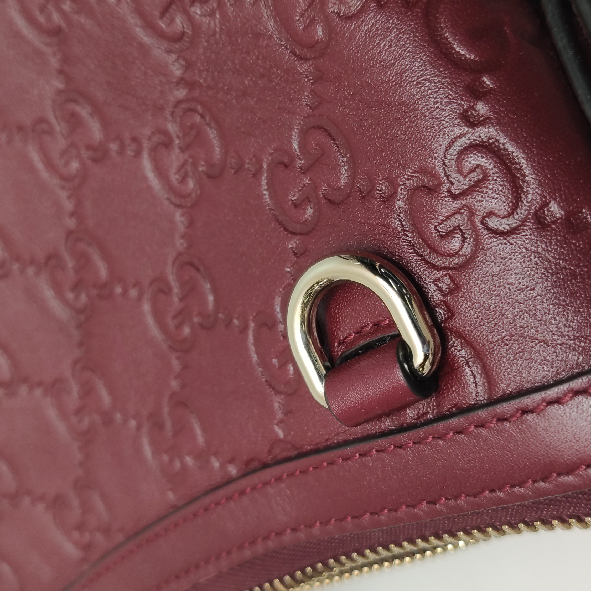 Gucci Emblem Chain Shoulder Bag Guccissima Leather Small — photo 13 of 13