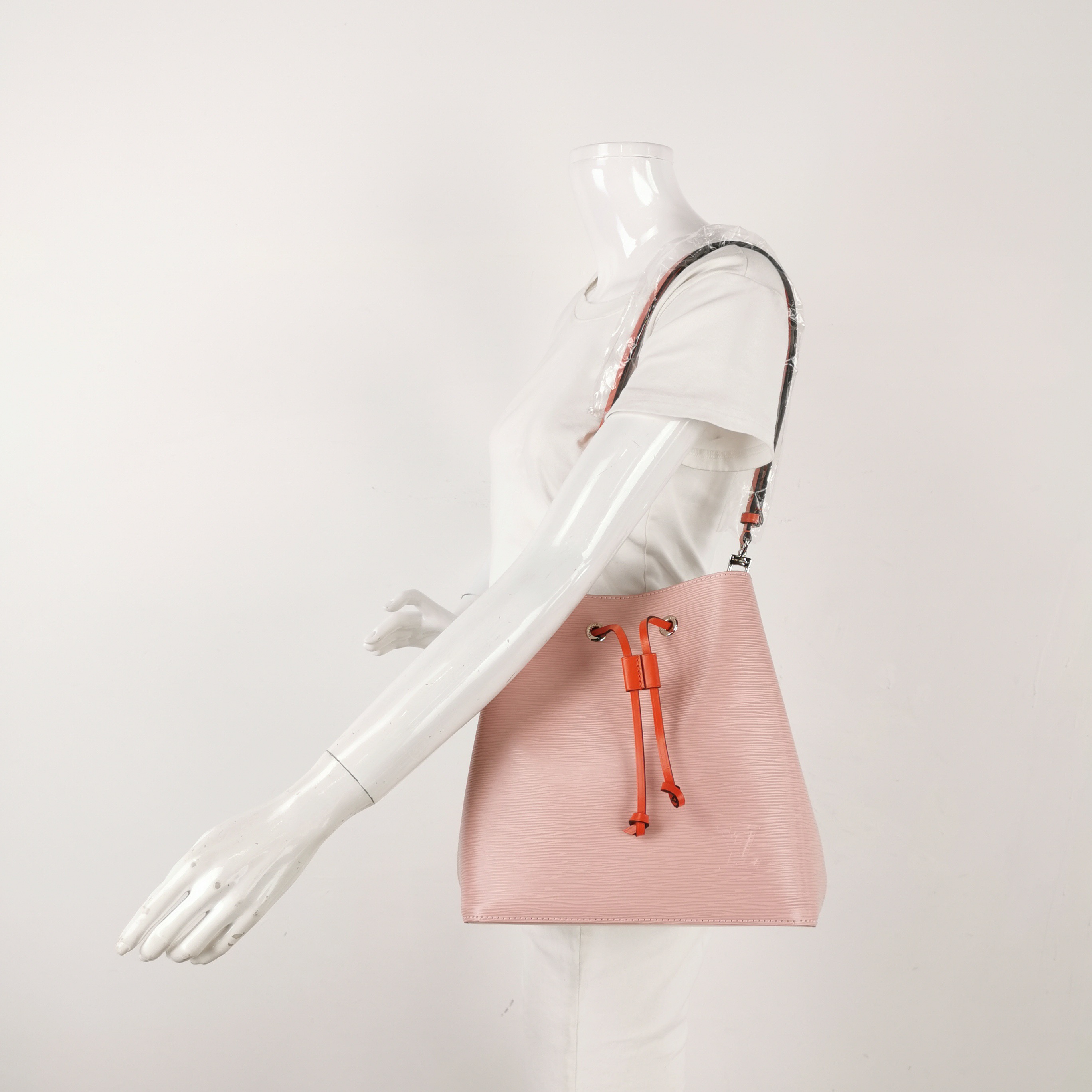 Louis Vuitton(LV) NeoNoe Handbag Epi Leather MM — alternate view
