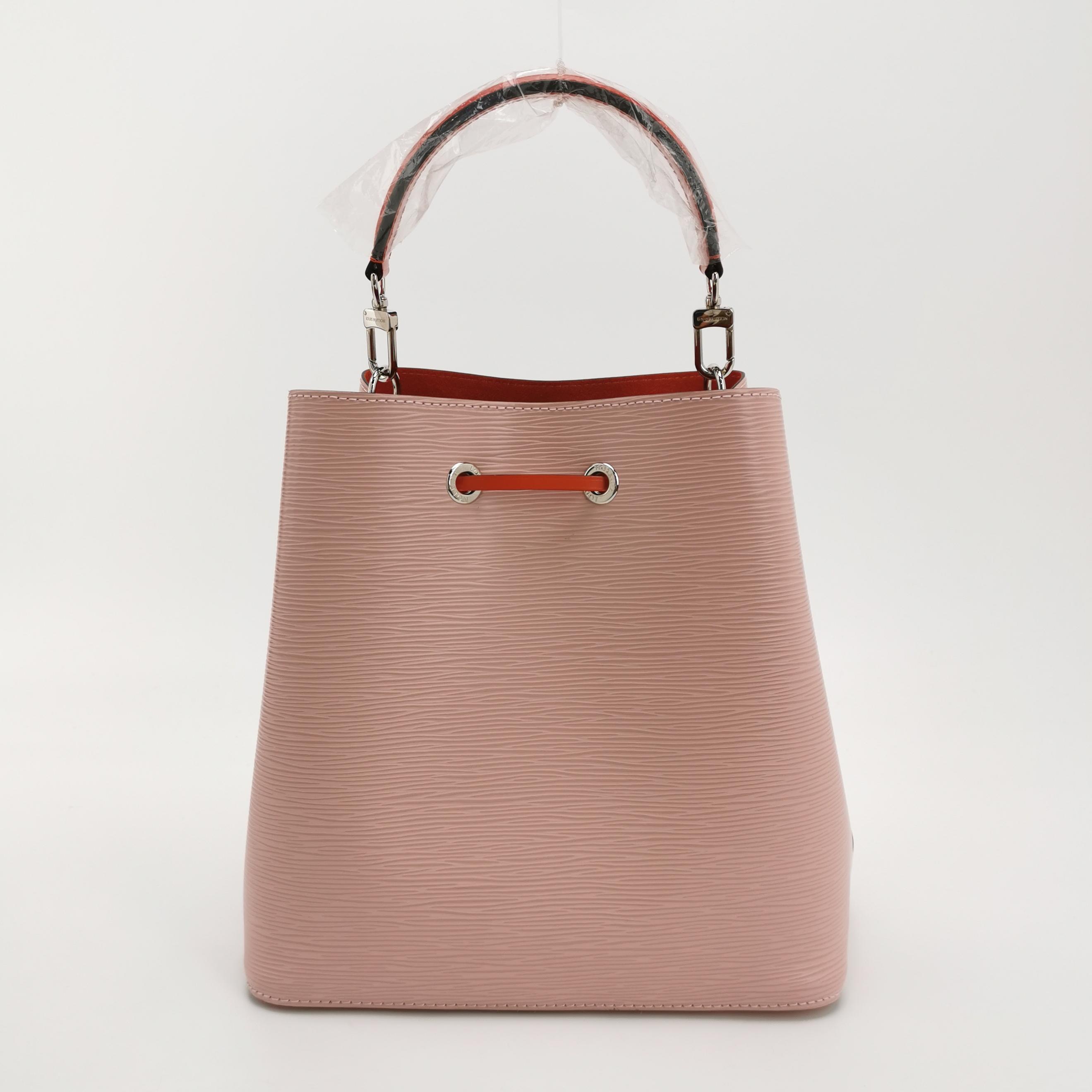 Louis Vuitton(LV) NeoNoe Handbag Epi Leather MM — photo 5 of 13