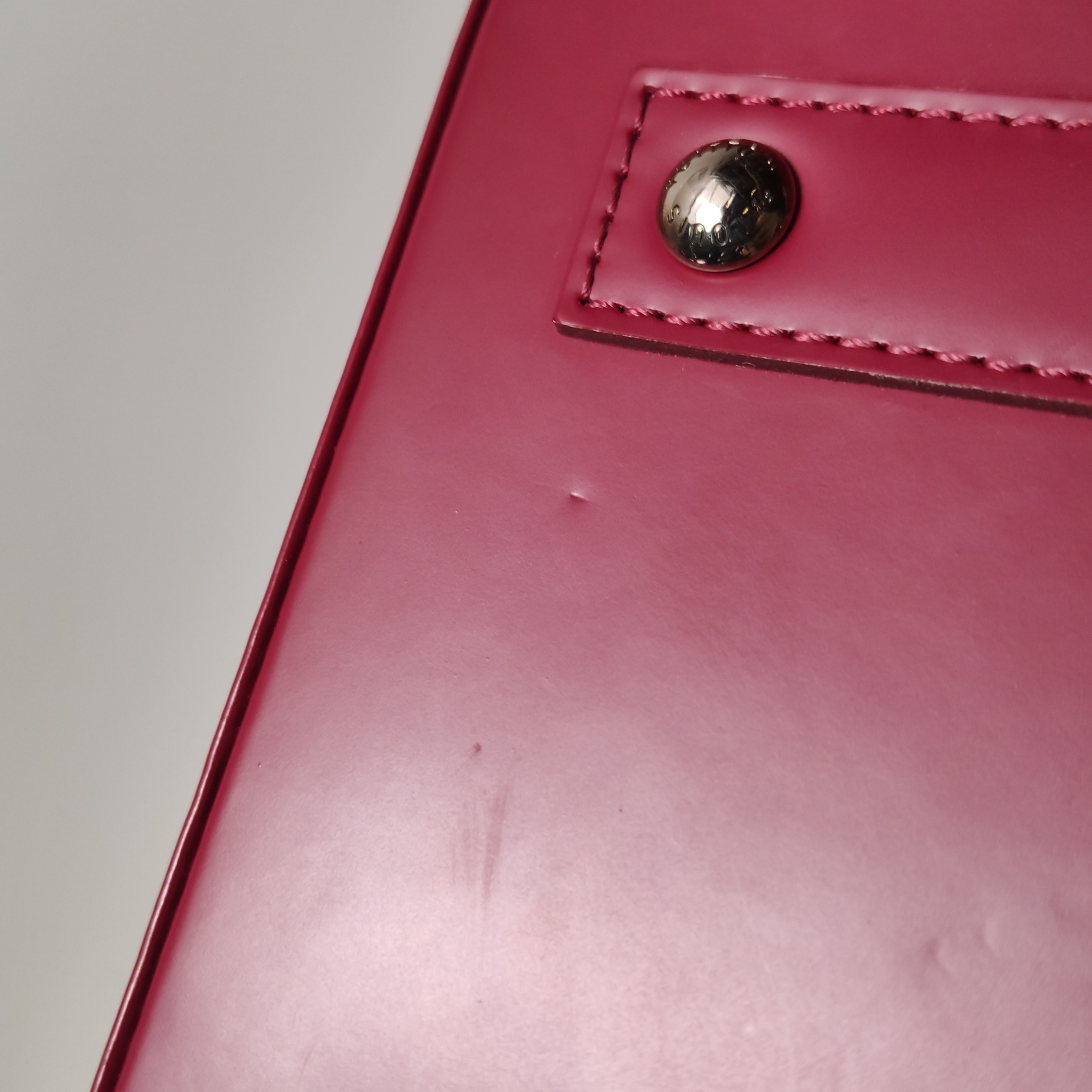 Louis Vuitton(LV) Alma Handbag Epi Leather BB — photo 22 of 25