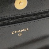 Chanel 19 Wallet on Chain Quilted Lambskin — thumbnail 8