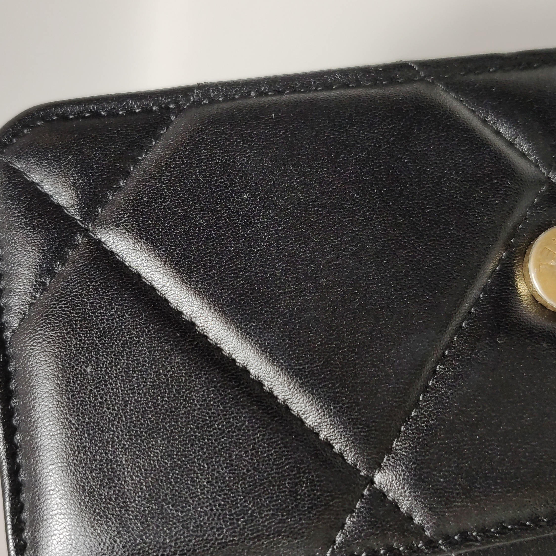 Chanel 19 Wallet on Chain Quilted Lambskin — photo 18 of 20