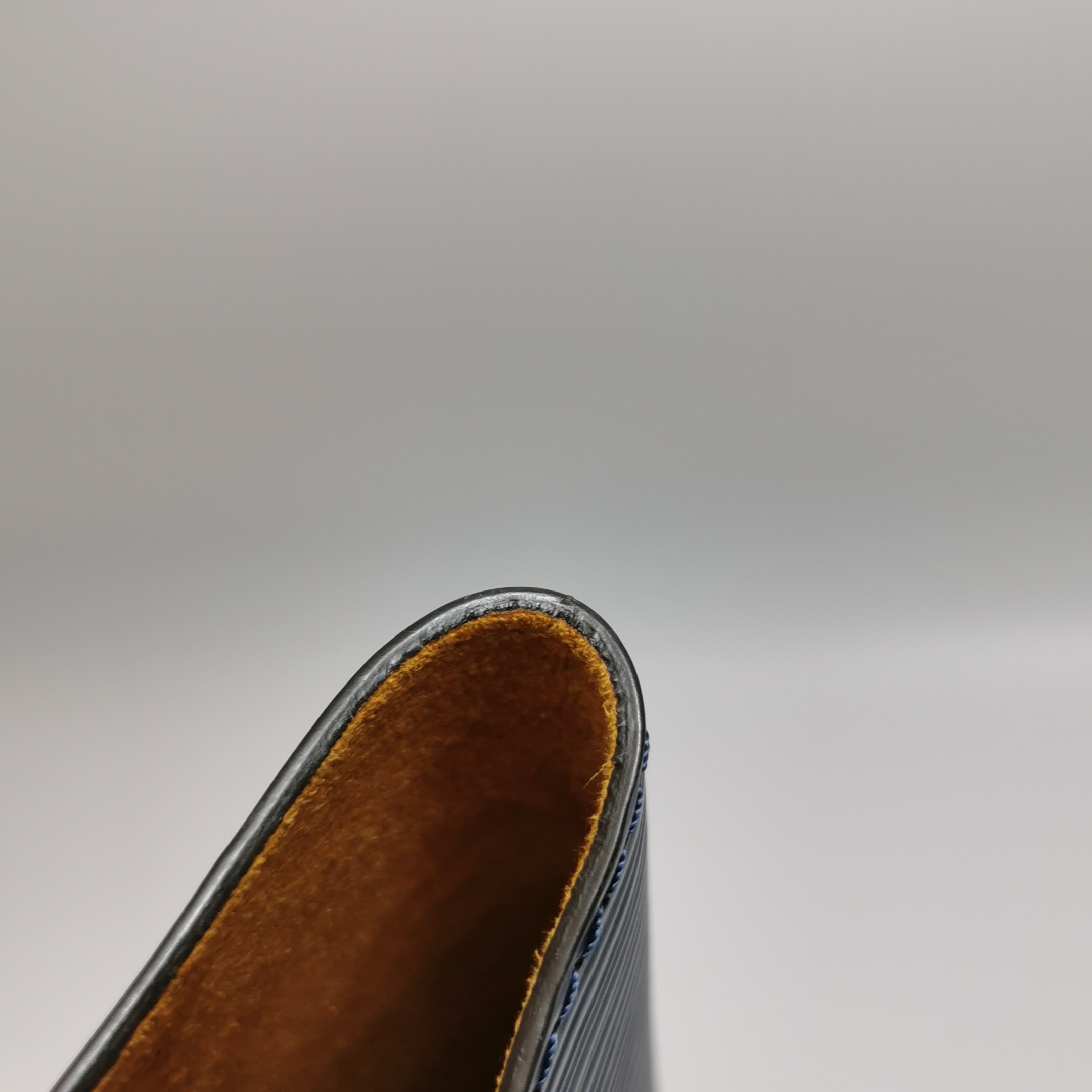 Louis Vuitton(LV) NeoNoe Handbag Epi Leather BB — photo 13 of 13