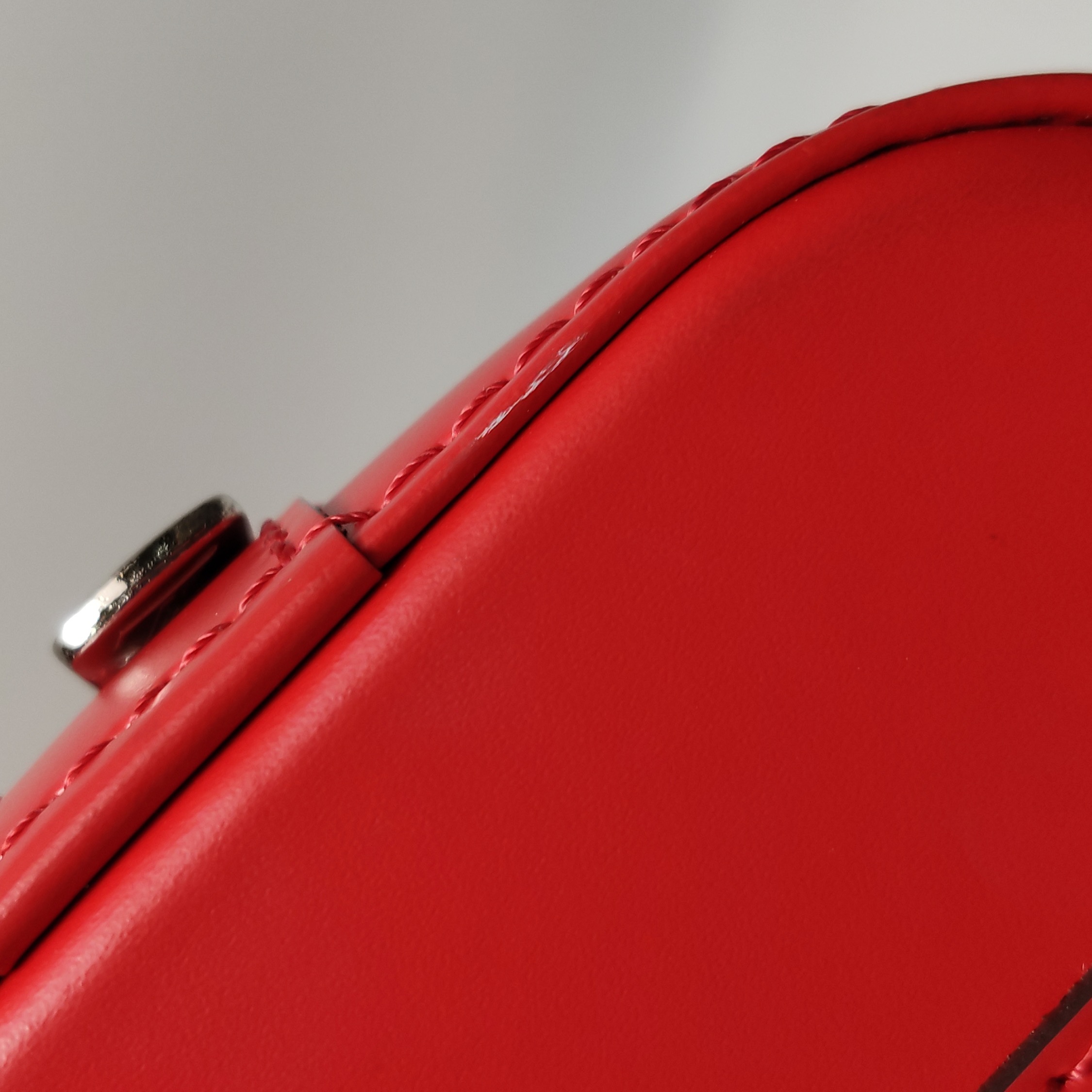 Louis Vuitton(LV) Alma Handbag Epi Leather BB — photo 19 of 21