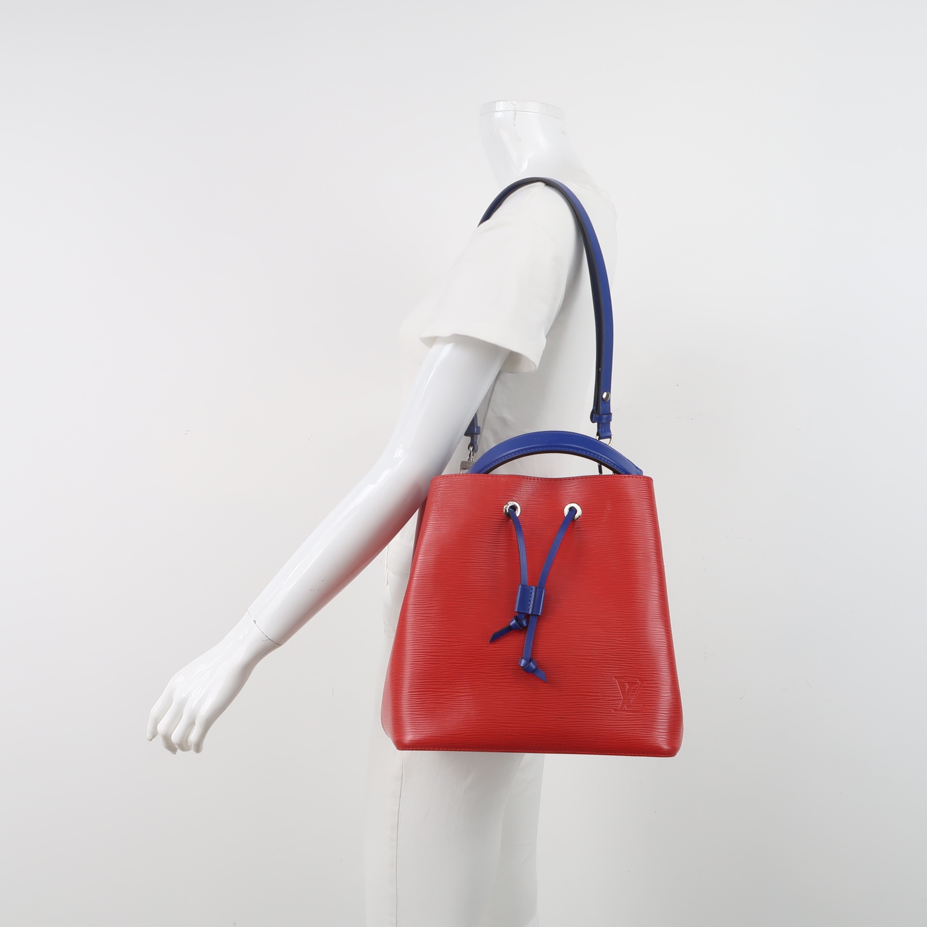 Louis Vuitton(LV) NeoNoe Handbag Epi Leather MM — alternate view