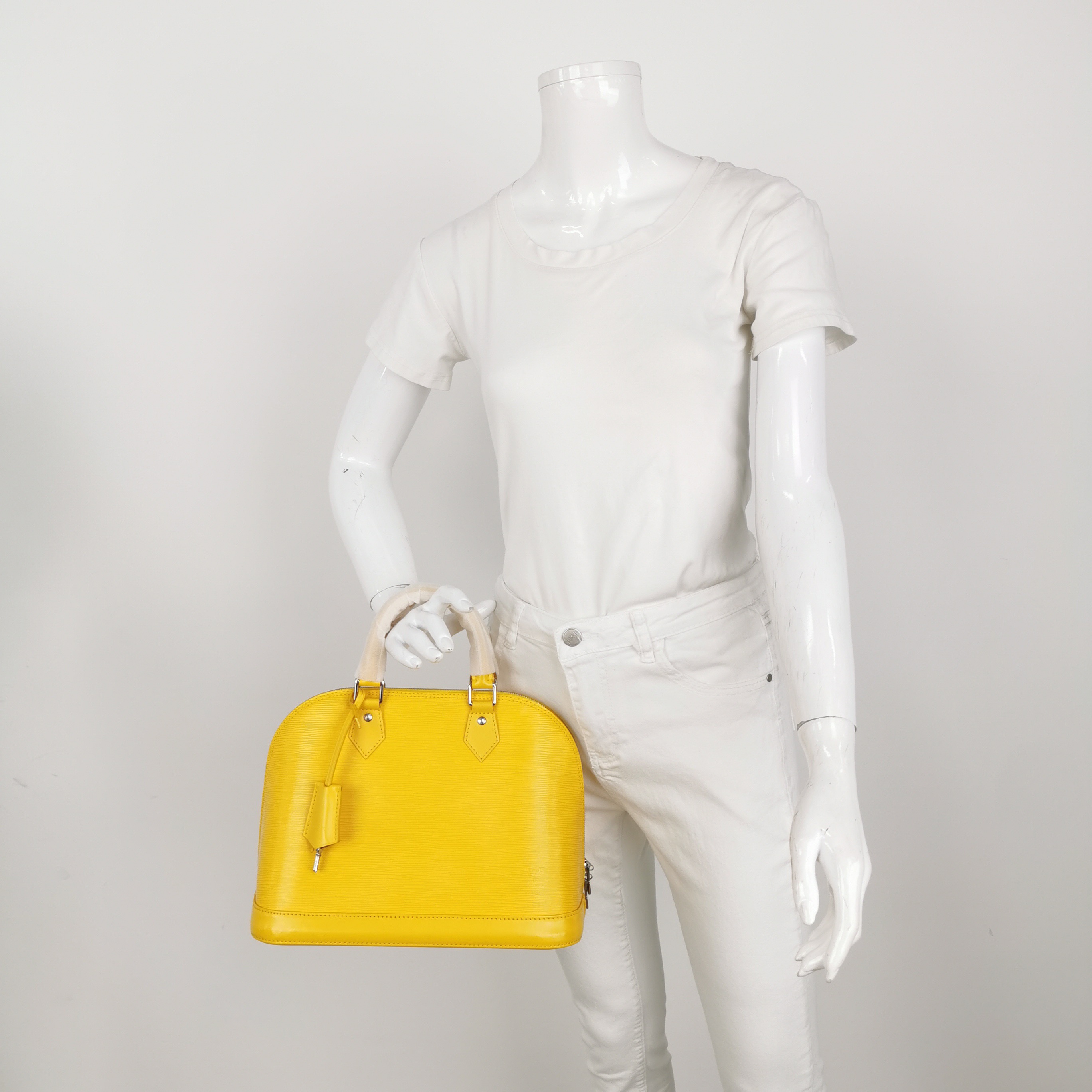 Louis Vuitton(LV) Alma Handbag Epi Leather PM — alternate view